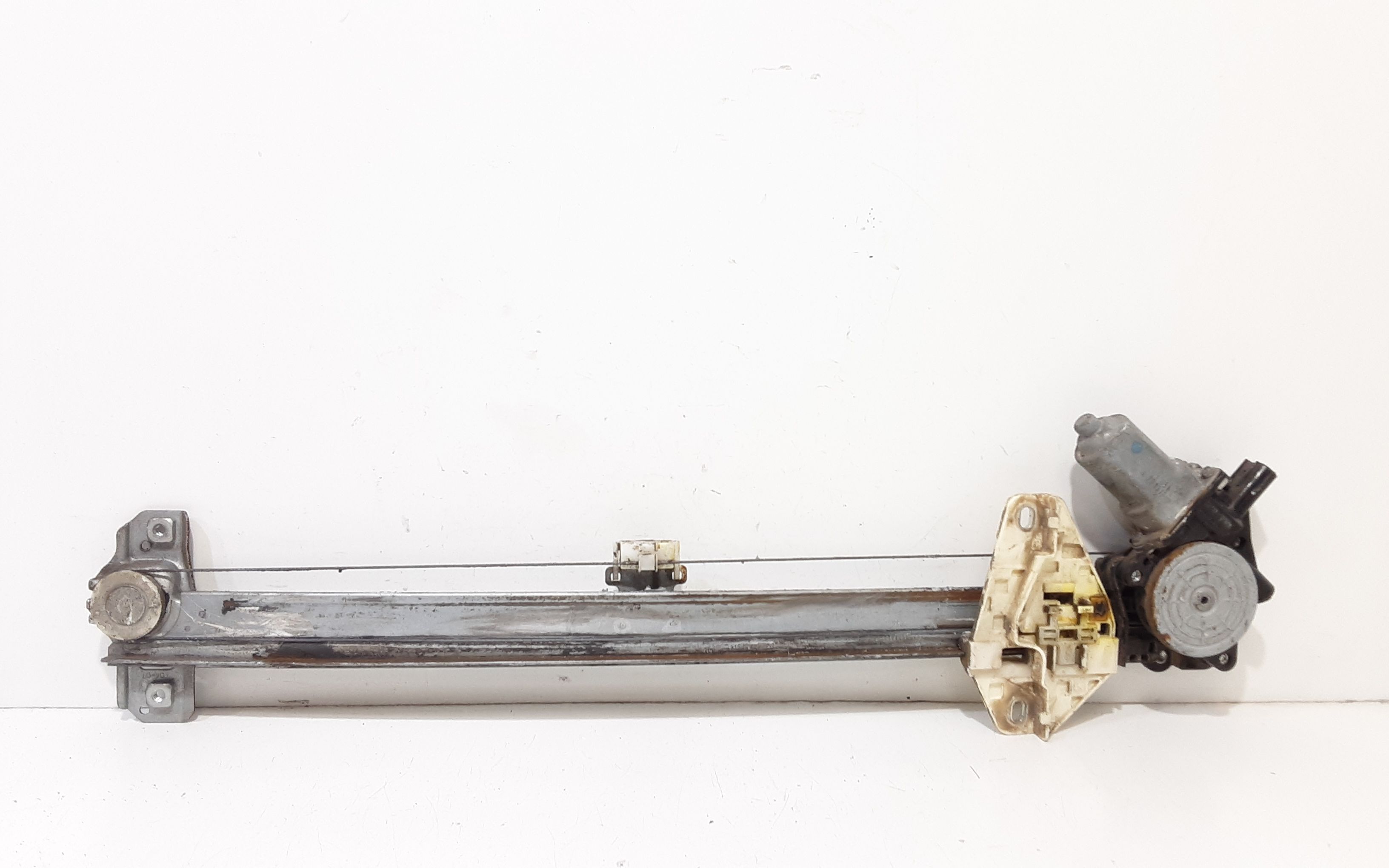 Alzacristallo Porta Ant. Destro Usato