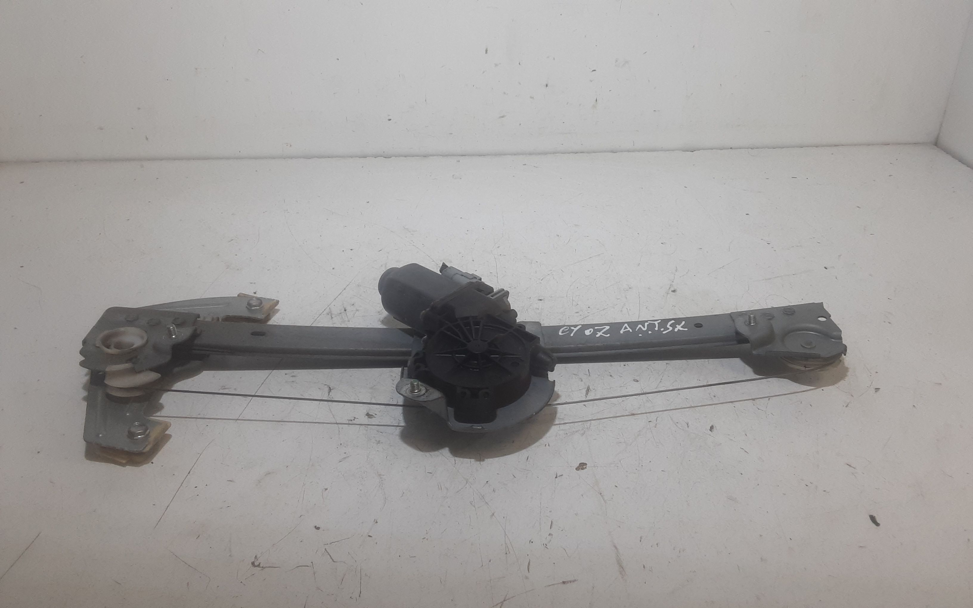 Alzacristallo Porta Ant. Sinistro 9221V7 Usato