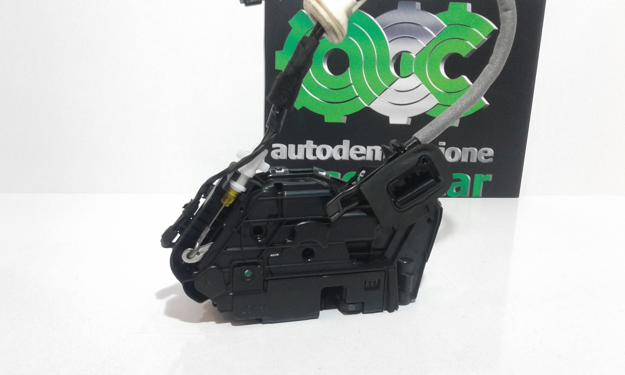 Serratura Porta Ant. Destro 5NB837016D Usato