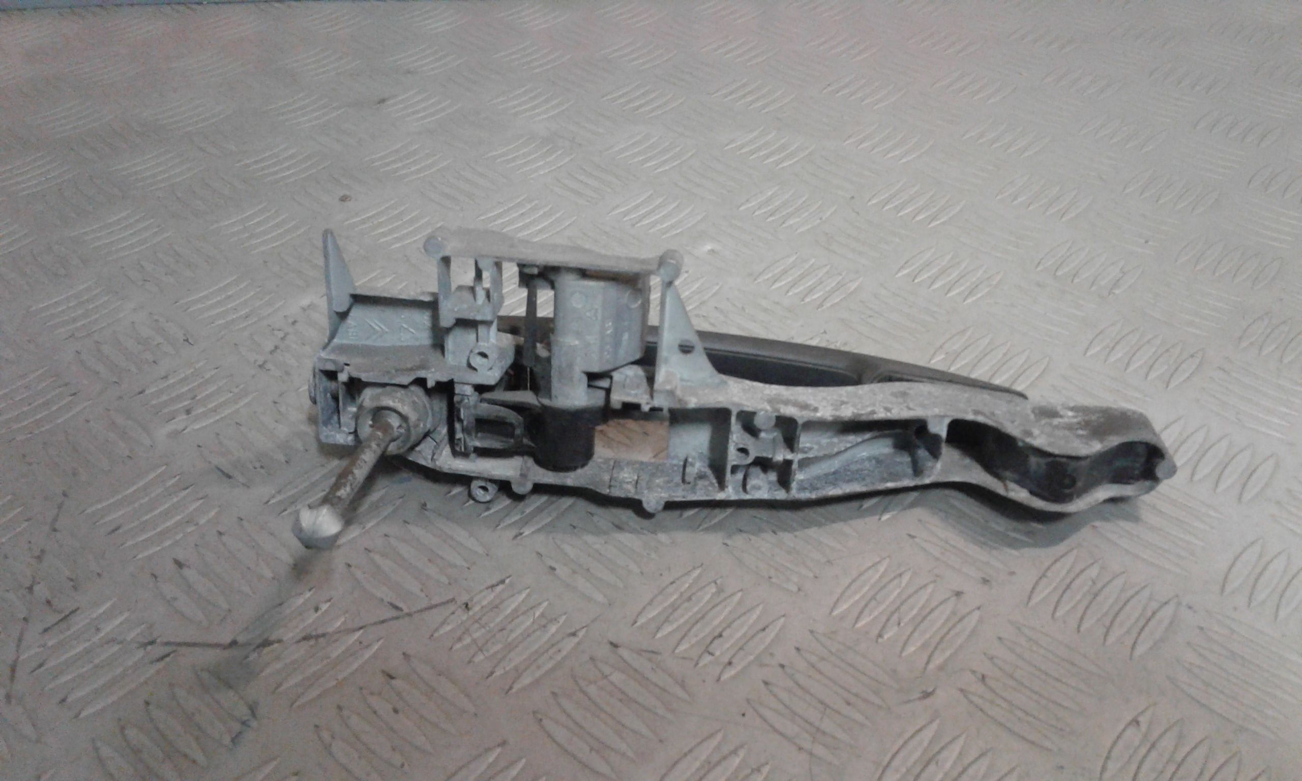 Maniglia Porta Ant. Sinistro 9101GE Usato