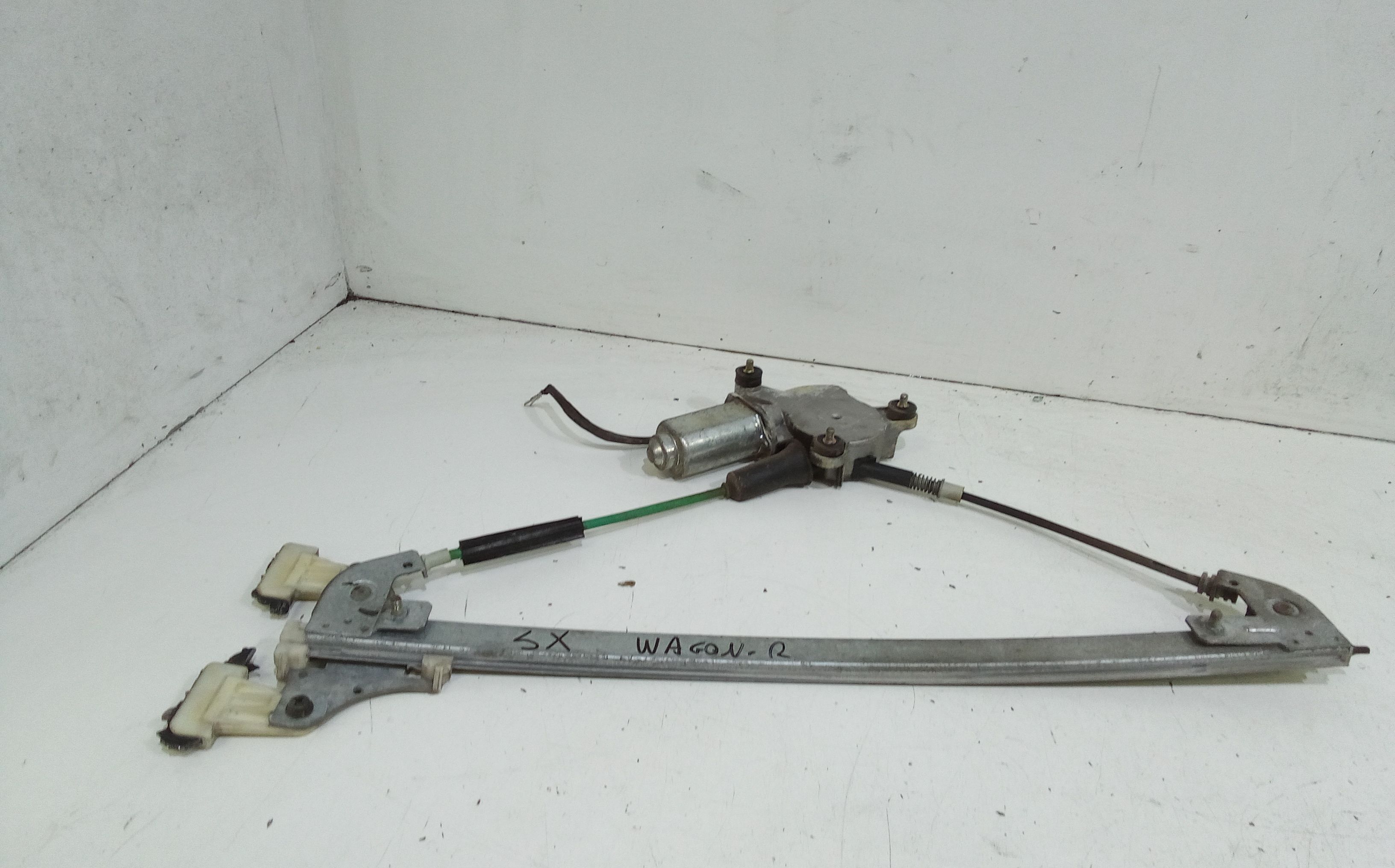 Alzacristallo Porta Ant. Sinistro 8344083E00000 Usato