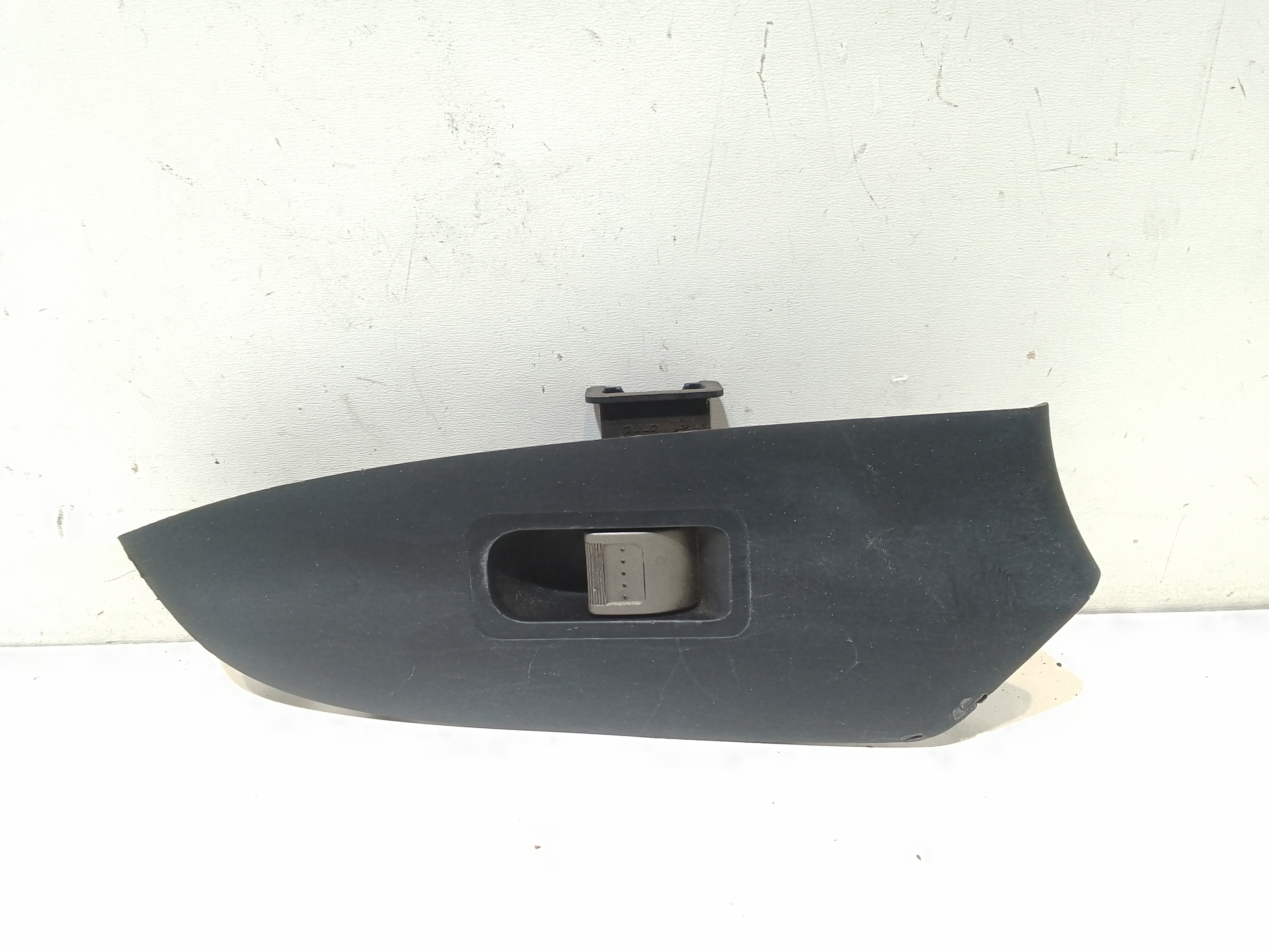 Interruttore Alzacristalli Porta Ant. Destro Usato