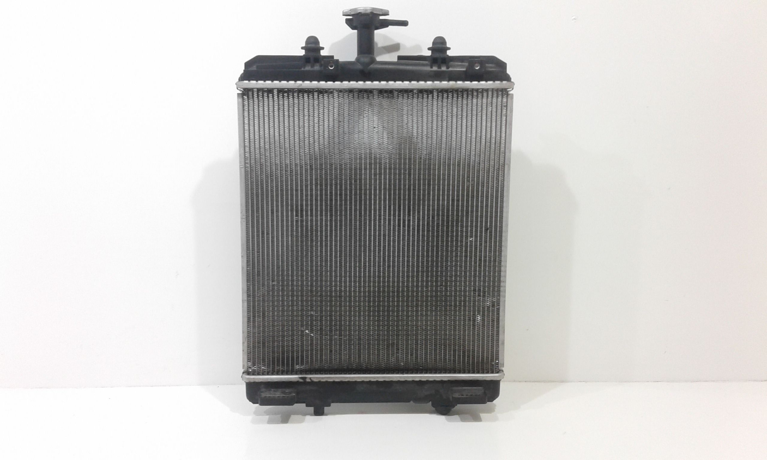 Radiatore B000622380 Usato