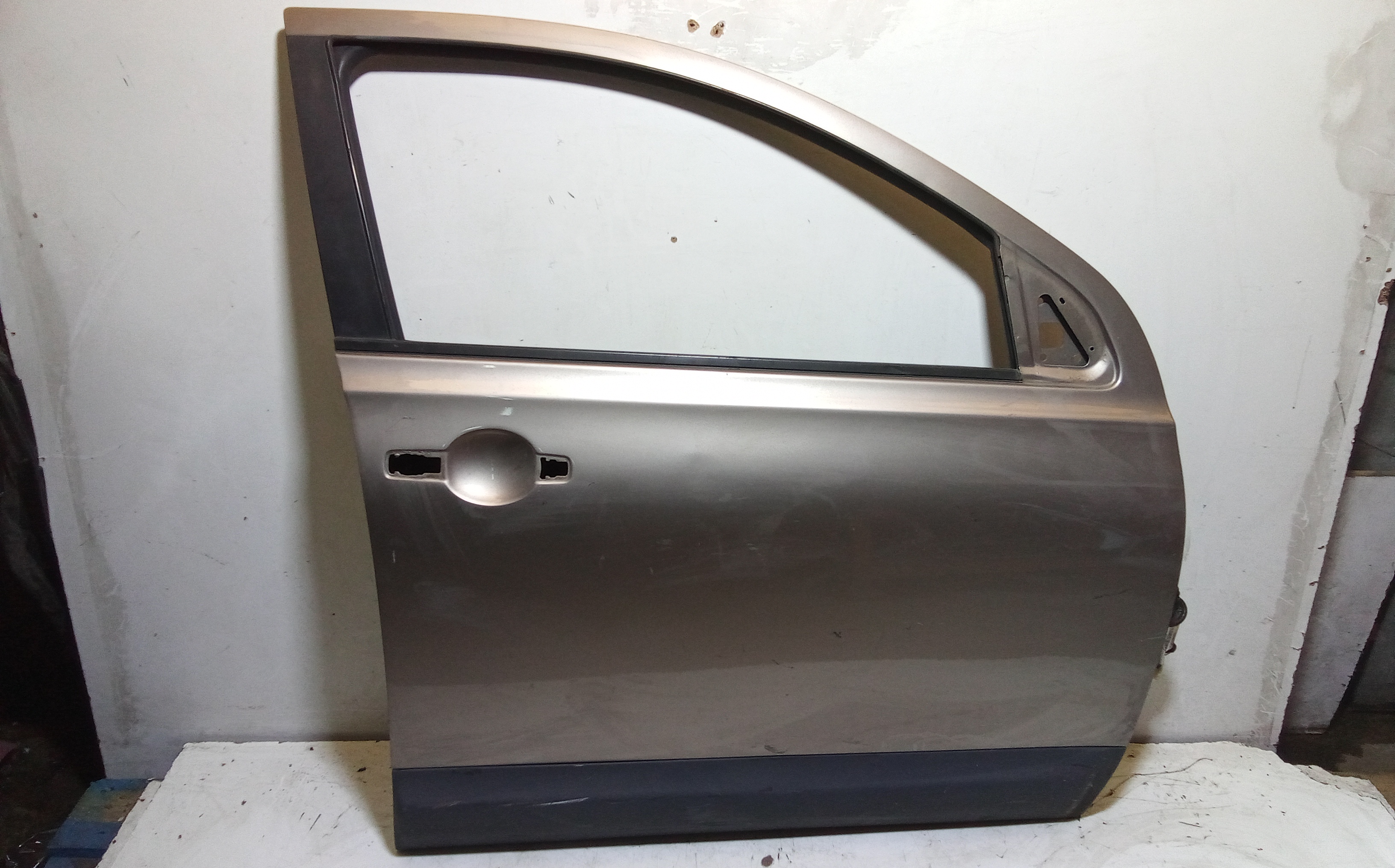 Porta Ant. Destro H0100JD0MD Usato