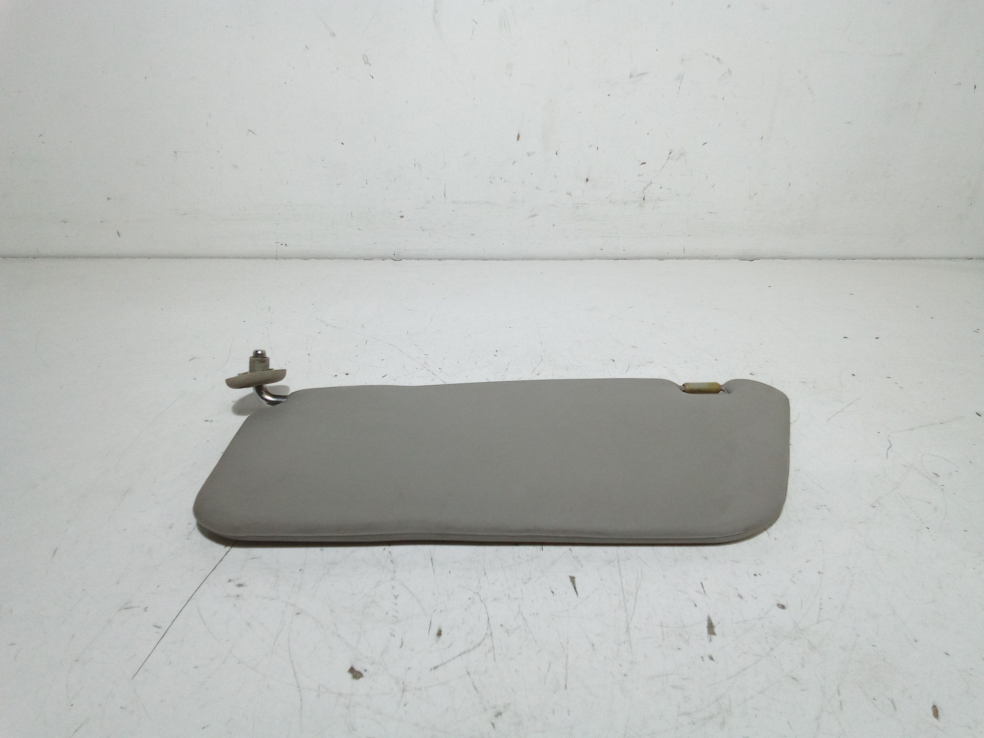 Aletta Parasole Parabrezza Destro 96280100 Usato