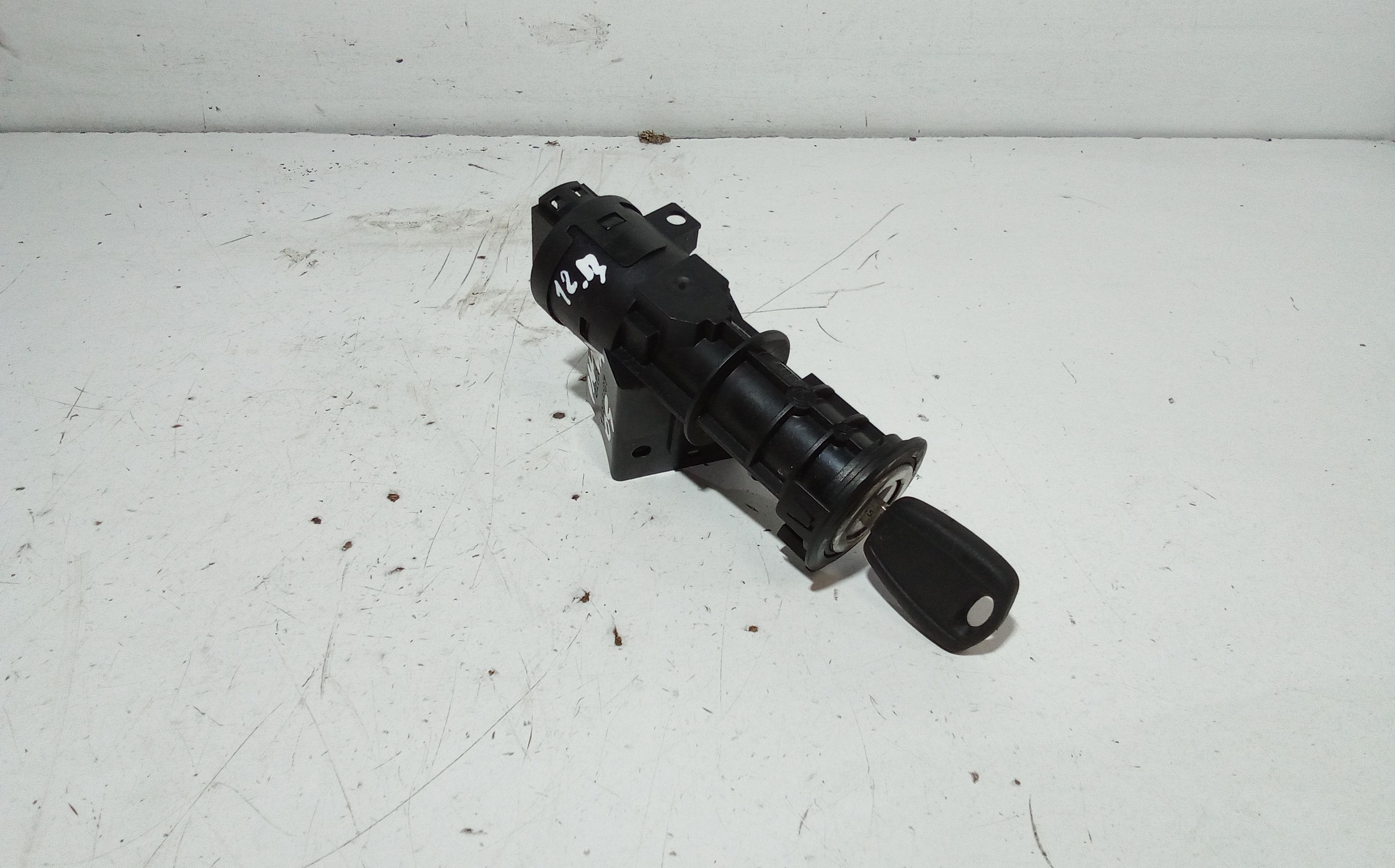 Commutatore Avviamento Con Cilindretti Serrature Usato