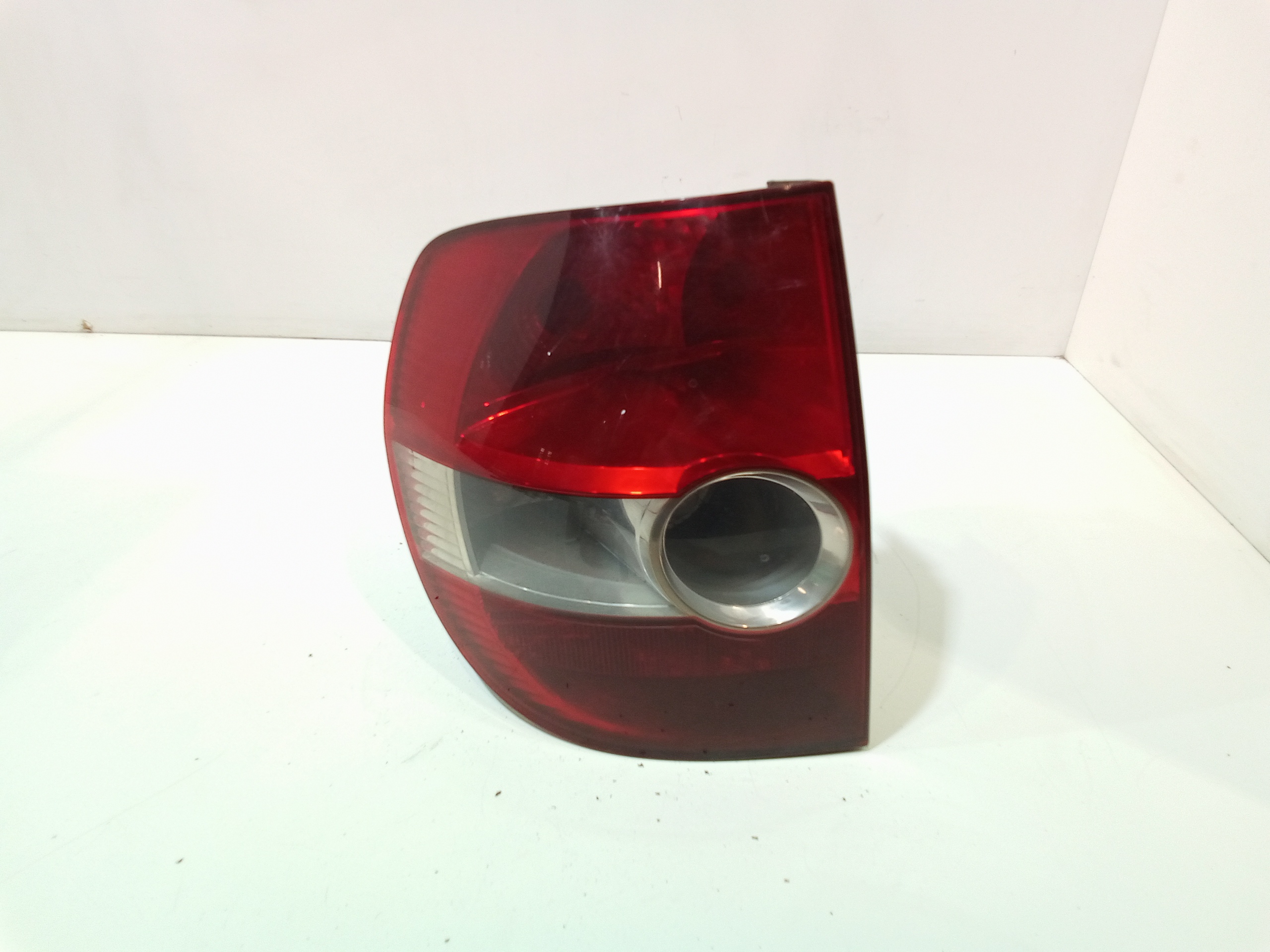 Fanale Post. Sinistro 5Z0945111A Usato