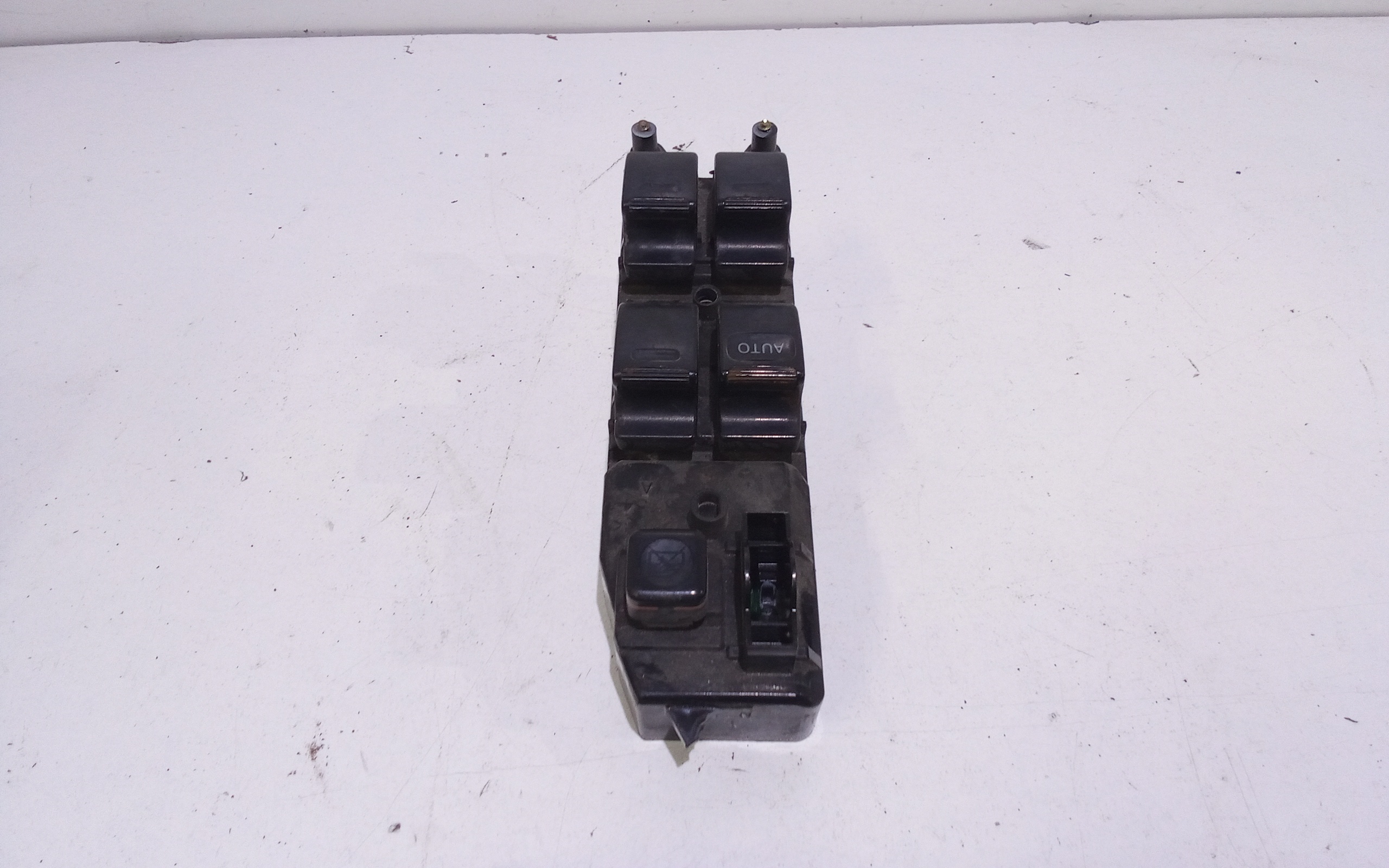 Interruttore Alzacristalli Porta Ant. Sinistro Usato