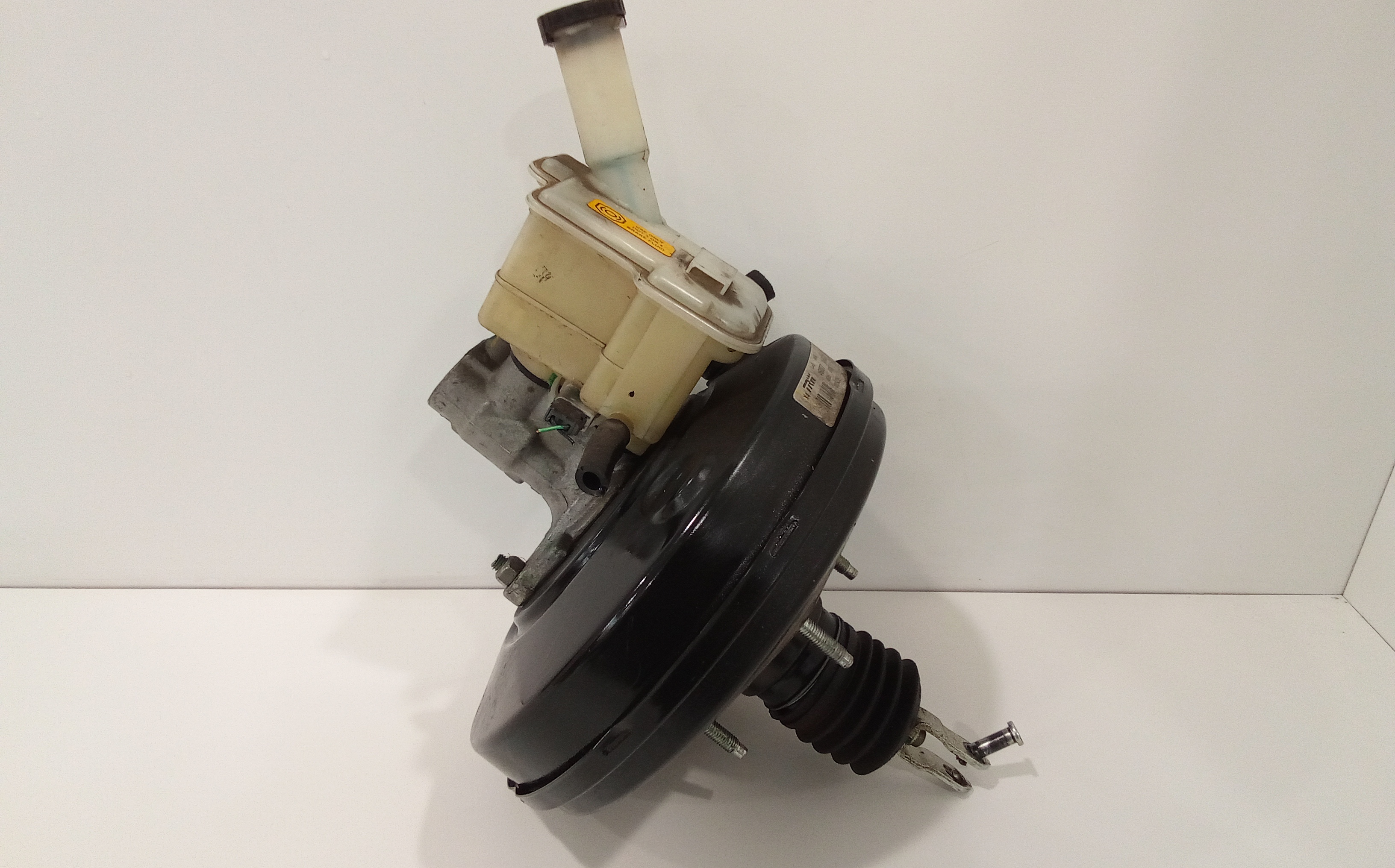 Servofreno D72101HB0A Usato