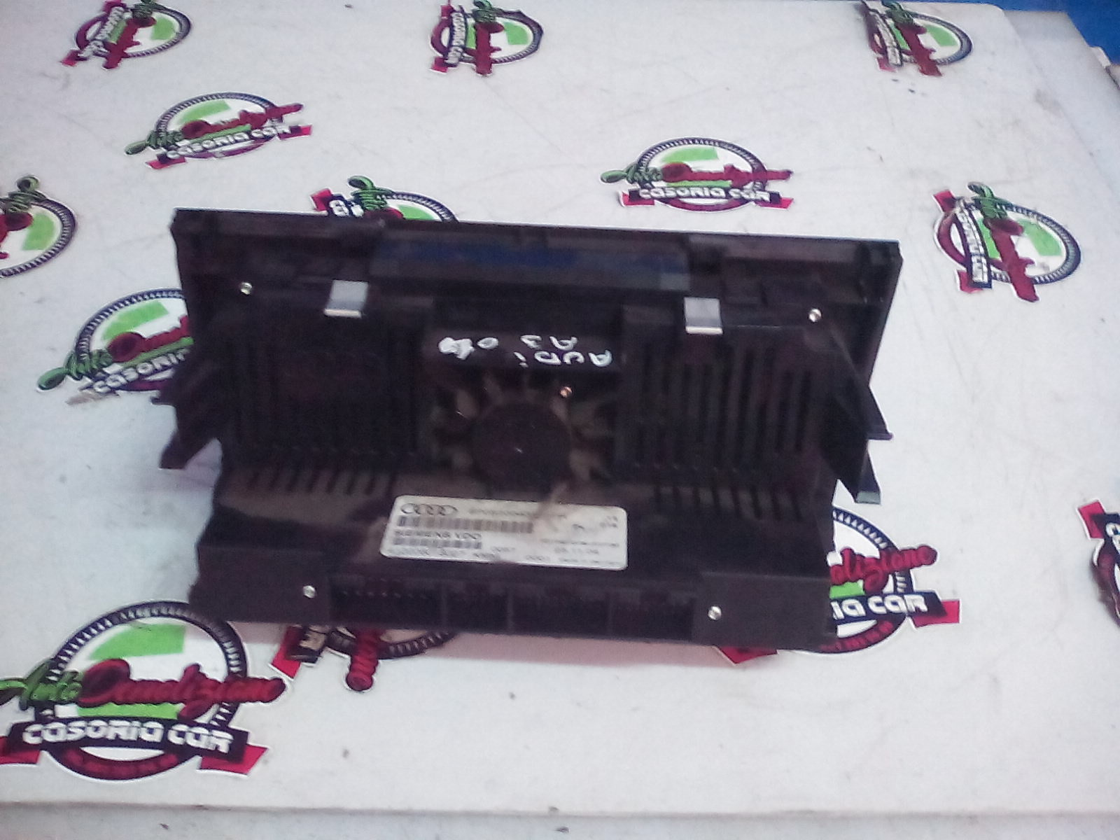 Blocco Comando Climatizzazione 8P0819047F5PR Usato