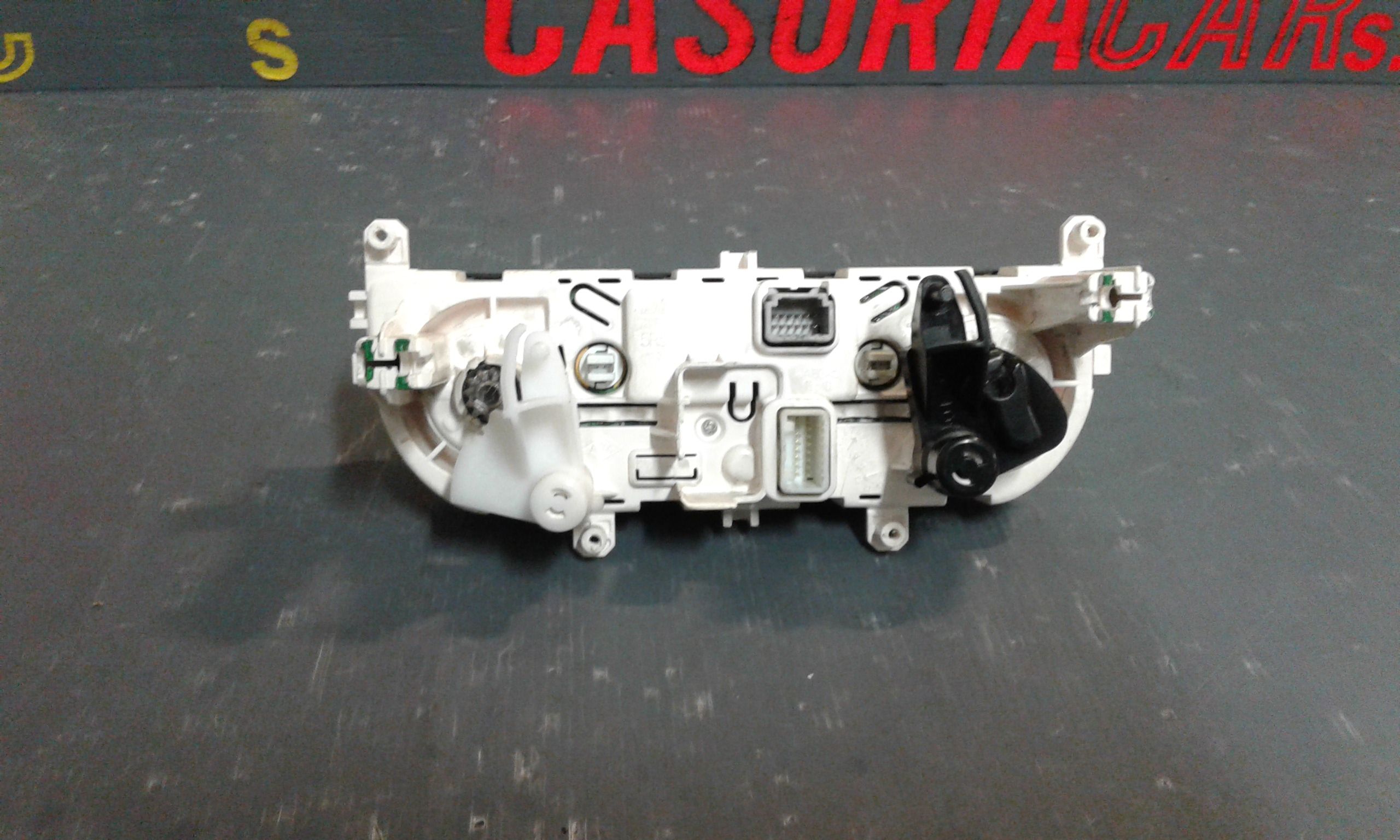 Blocco Comando Climatizzazione 275101414R Usato