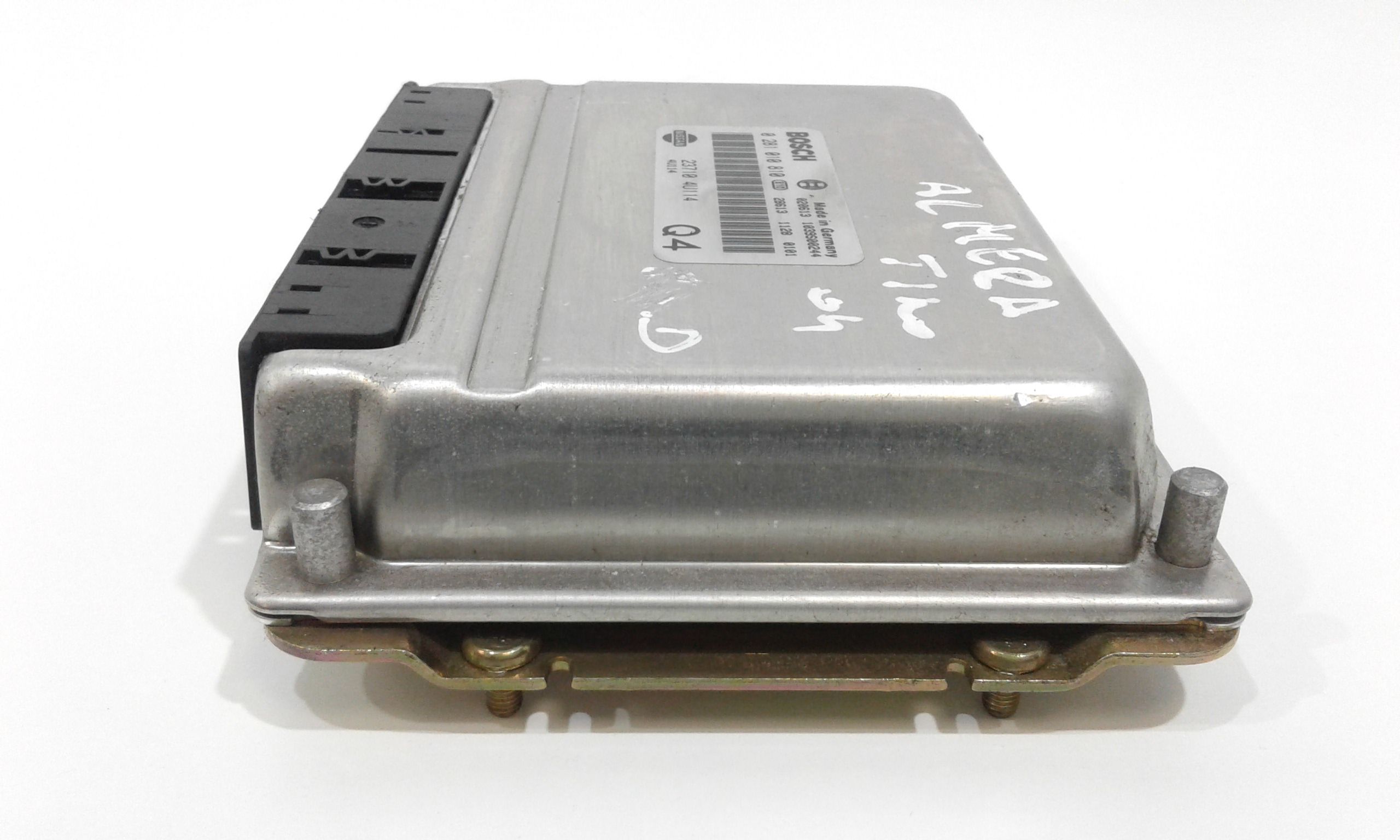 Centralina Iniezione 237104U271 Usato