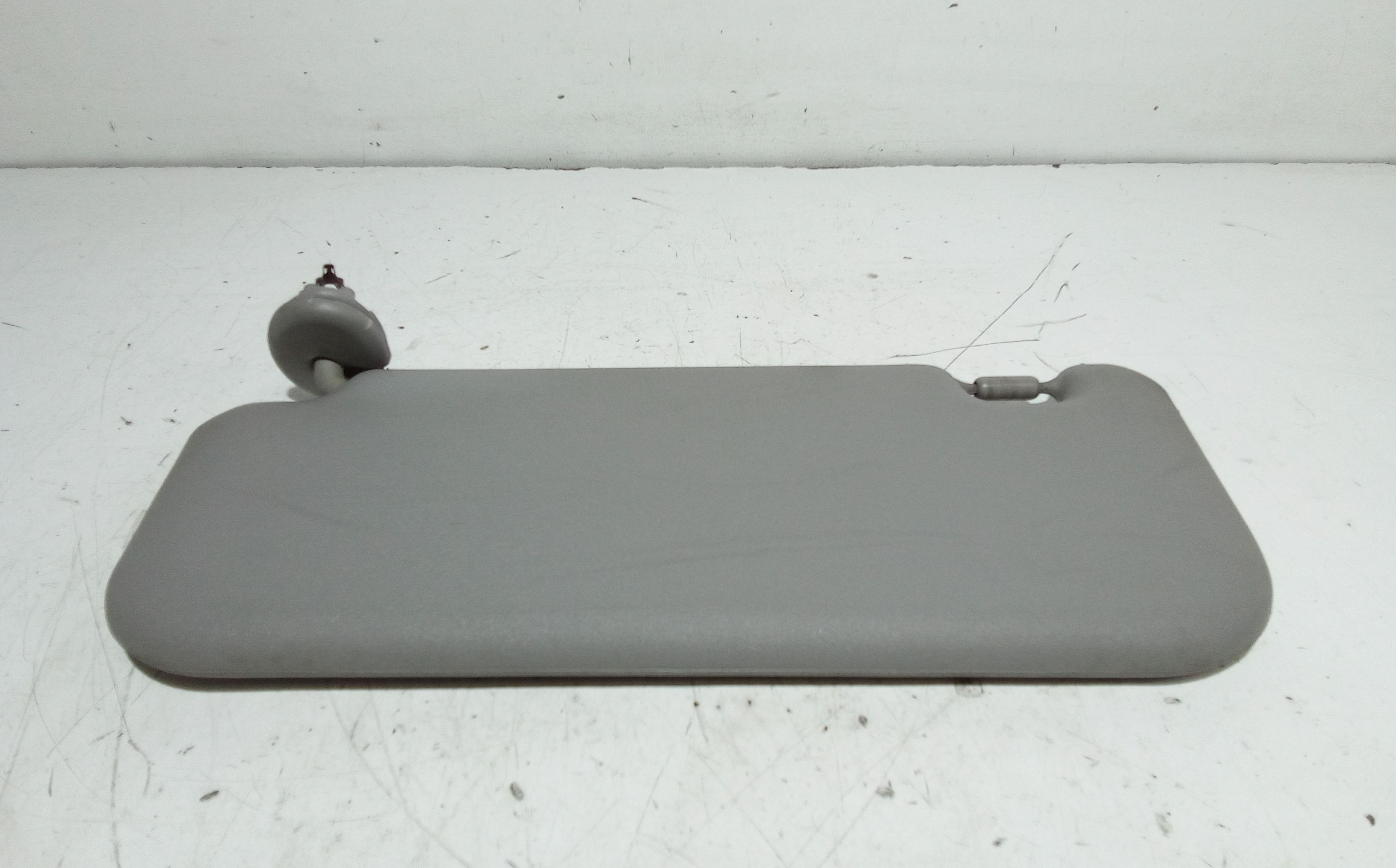 Aletta Parasole Parabrezza Sinistro 7432052761B0 Usato