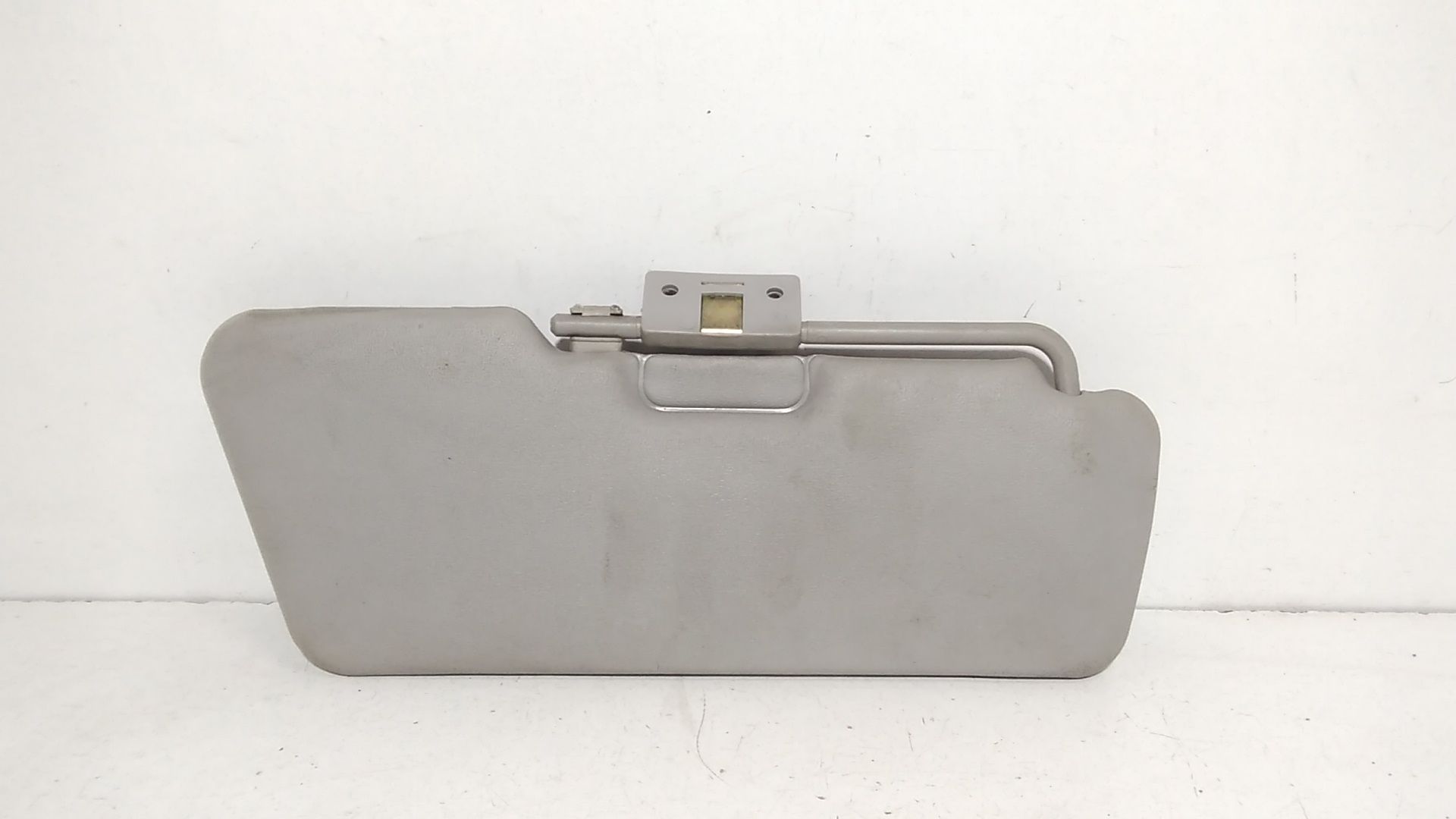 Aletta Parasole Parabrezza Sinistro 735244330 Usato