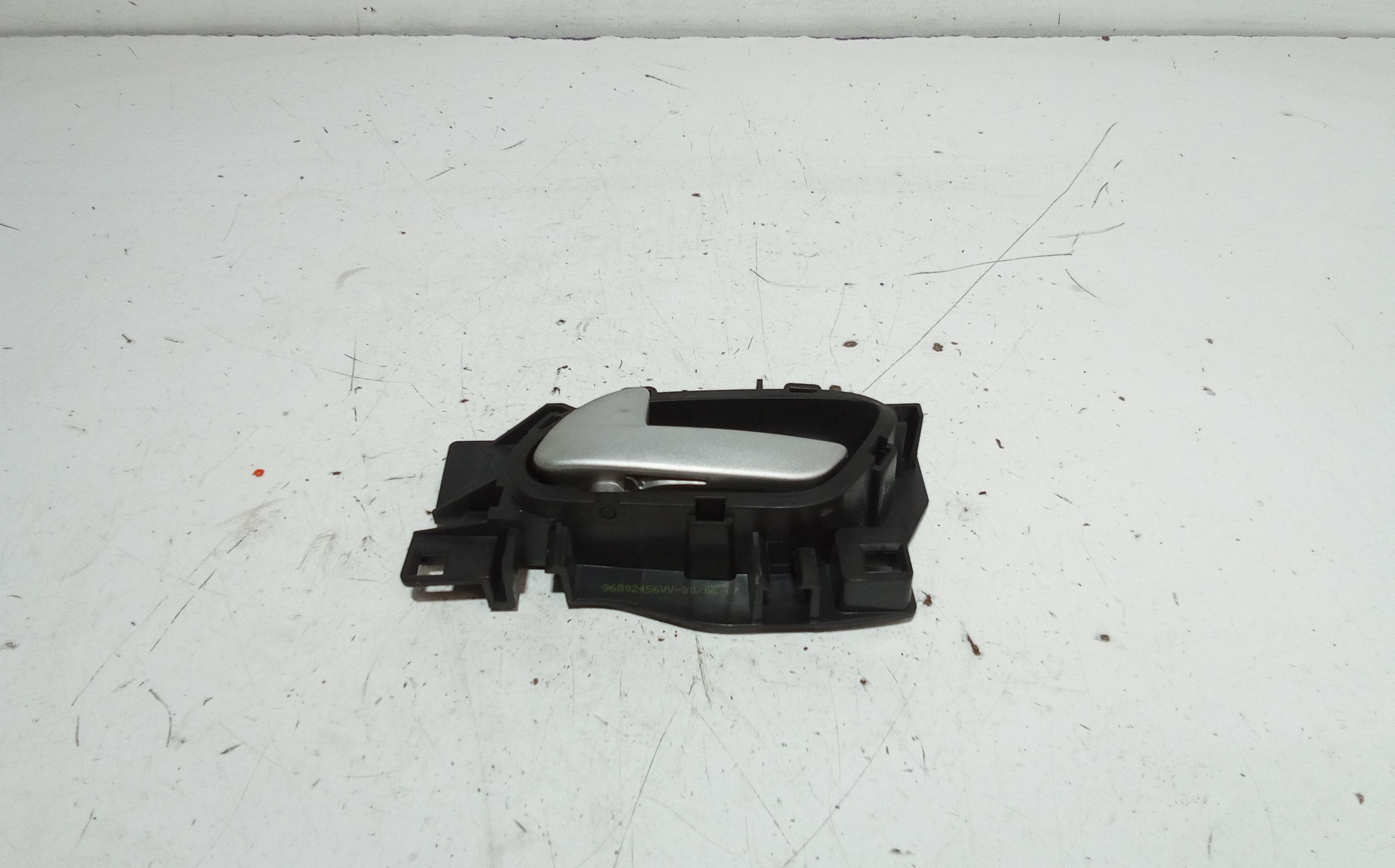 Maniglia Int. Apertura Porta Ant. Destro Usato