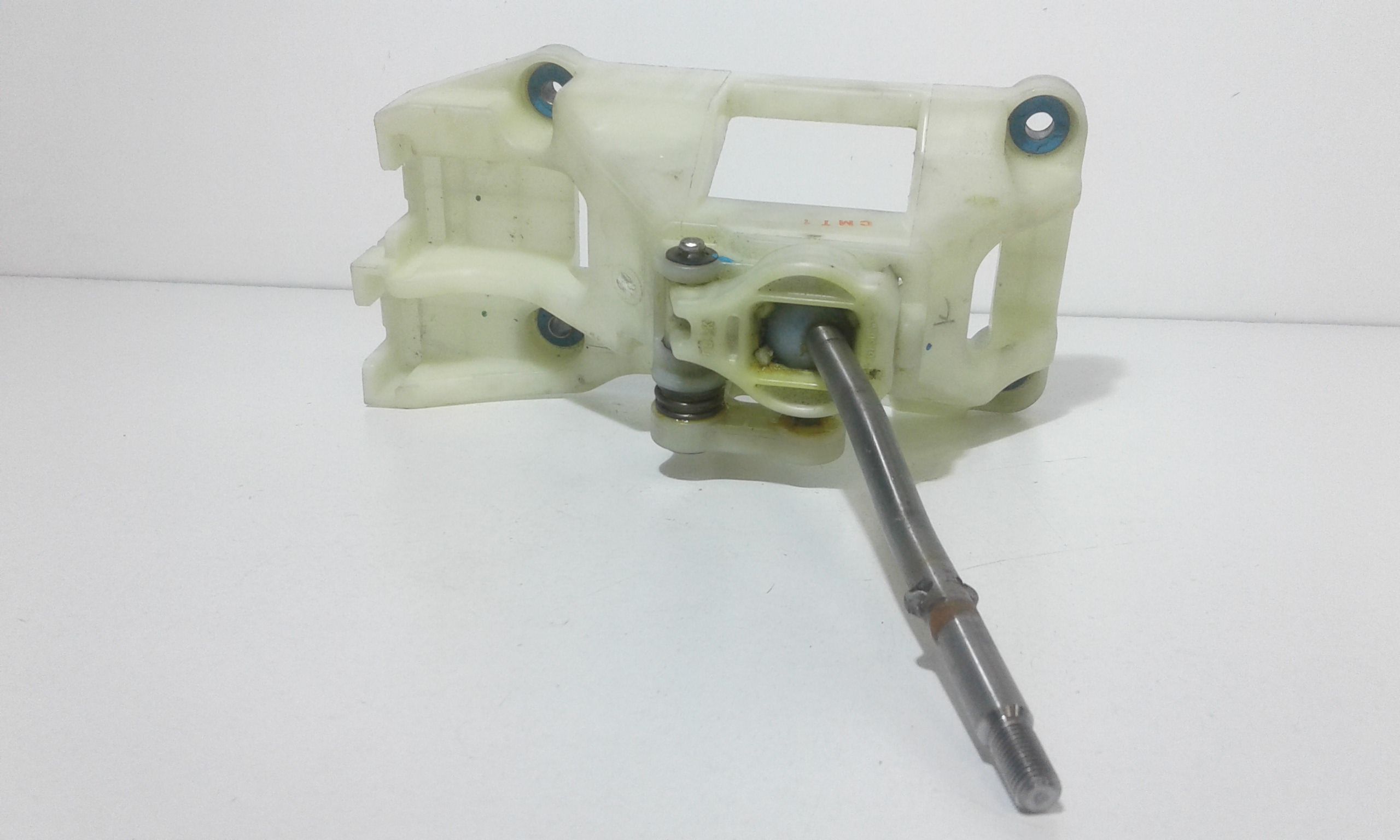 Leva Cambio 437201J100 Usato