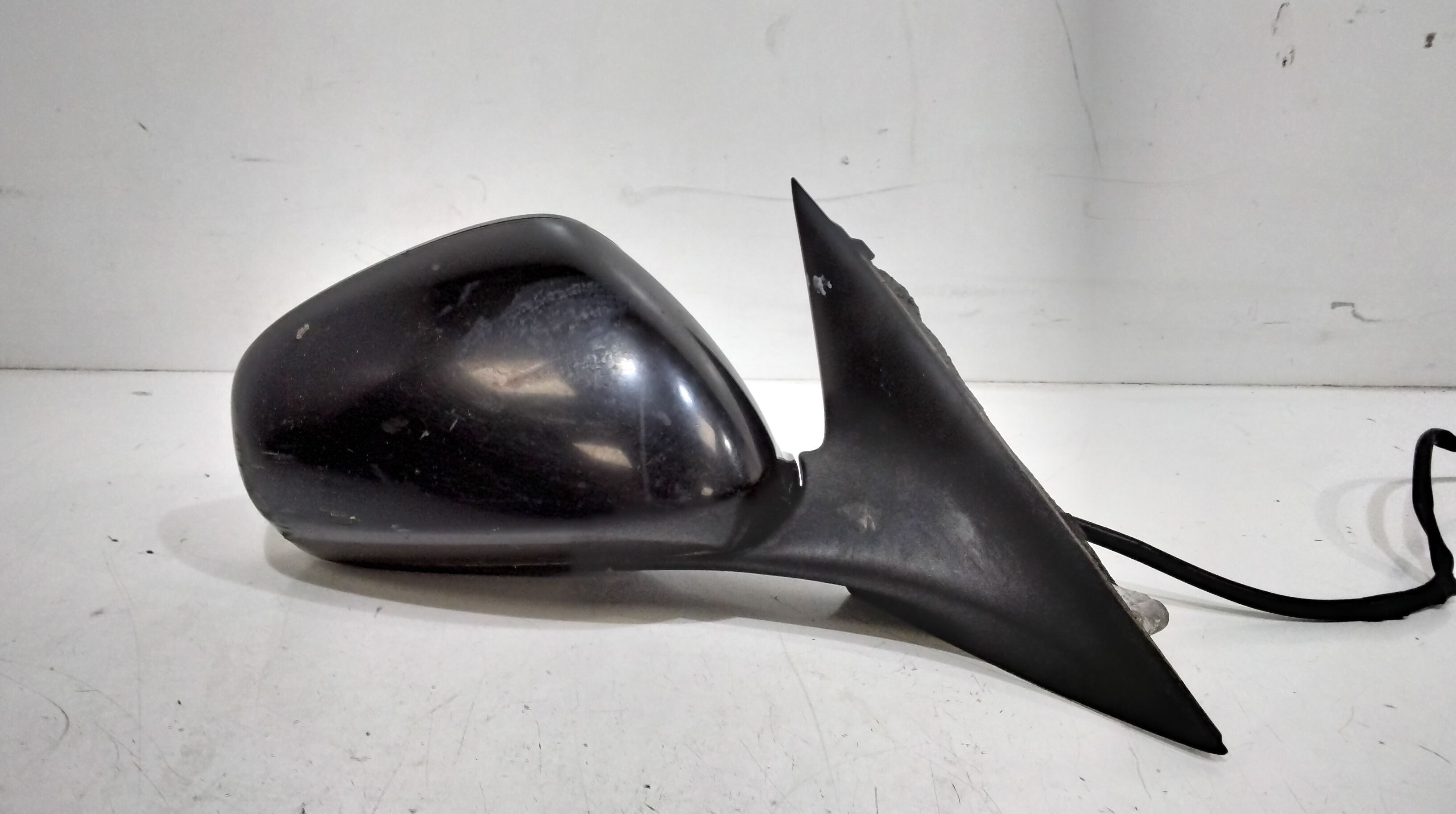 Retrovisore Est. Destro Usato