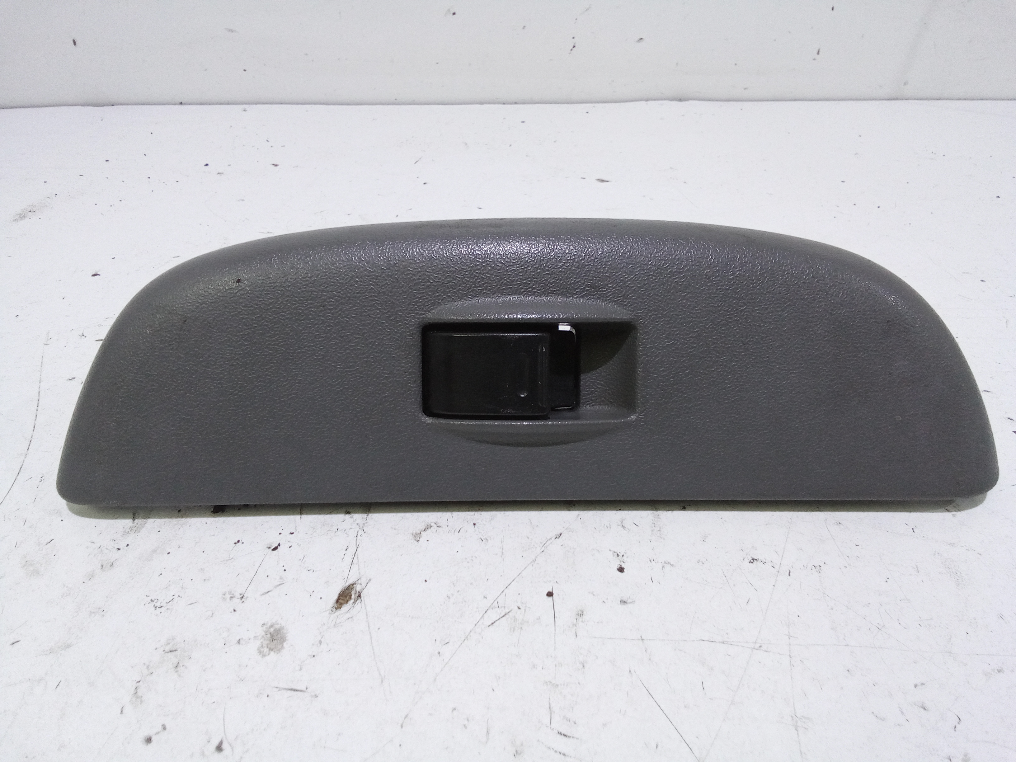 Interruttore Alzacristalli Porta Ant. Destro Usato