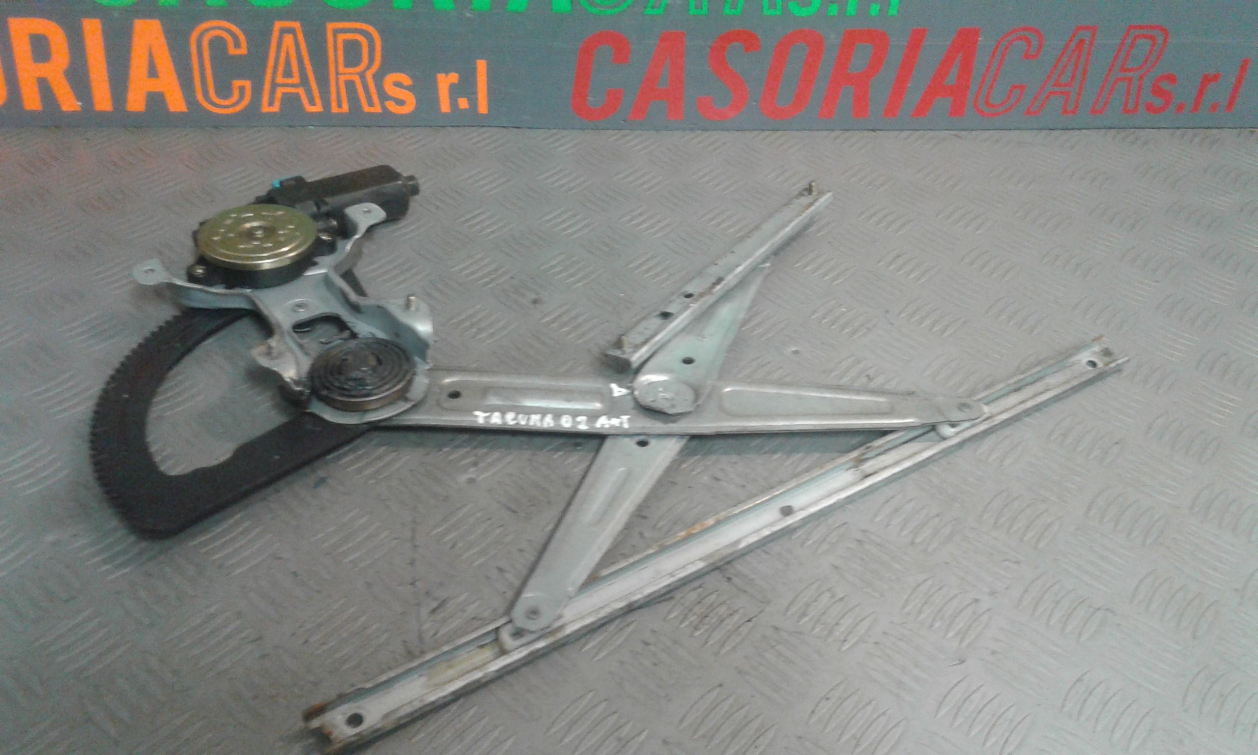 Alzacristallo Porta Ant. Destro Usato