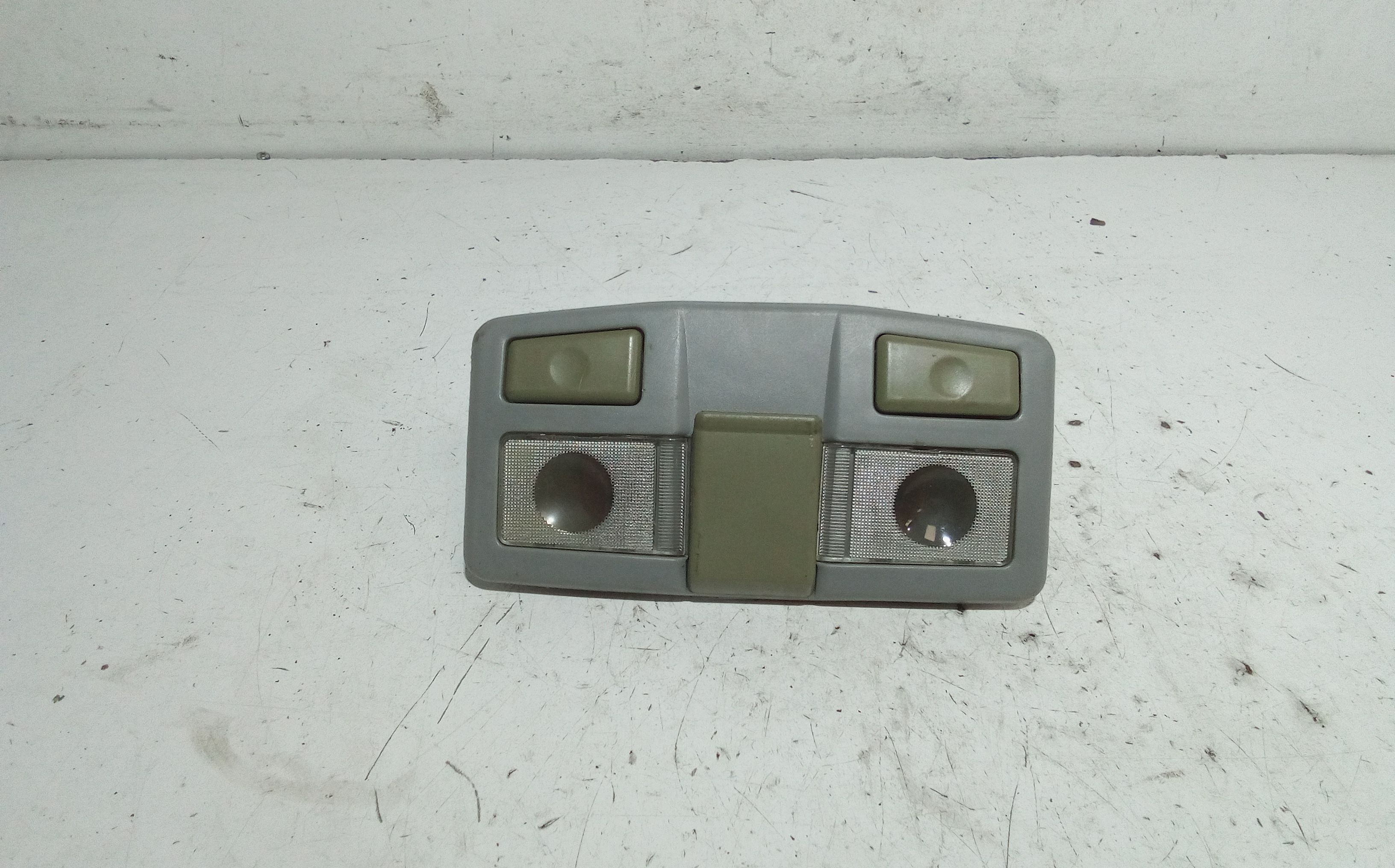 Luce Cortesia Ant. Tetto Usato