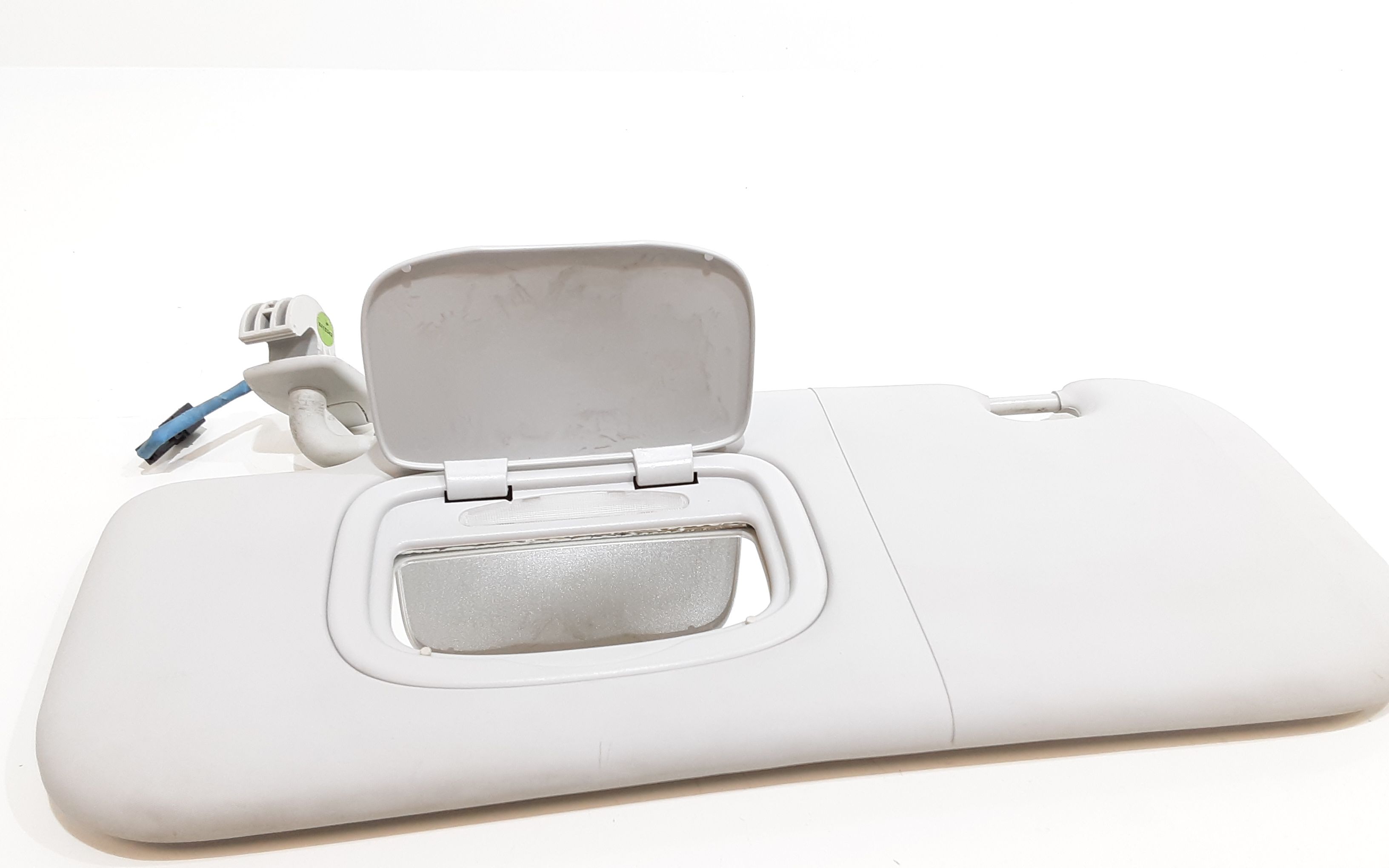 Aletta Parasole Parabrezza Sinistro 735670010 Usato