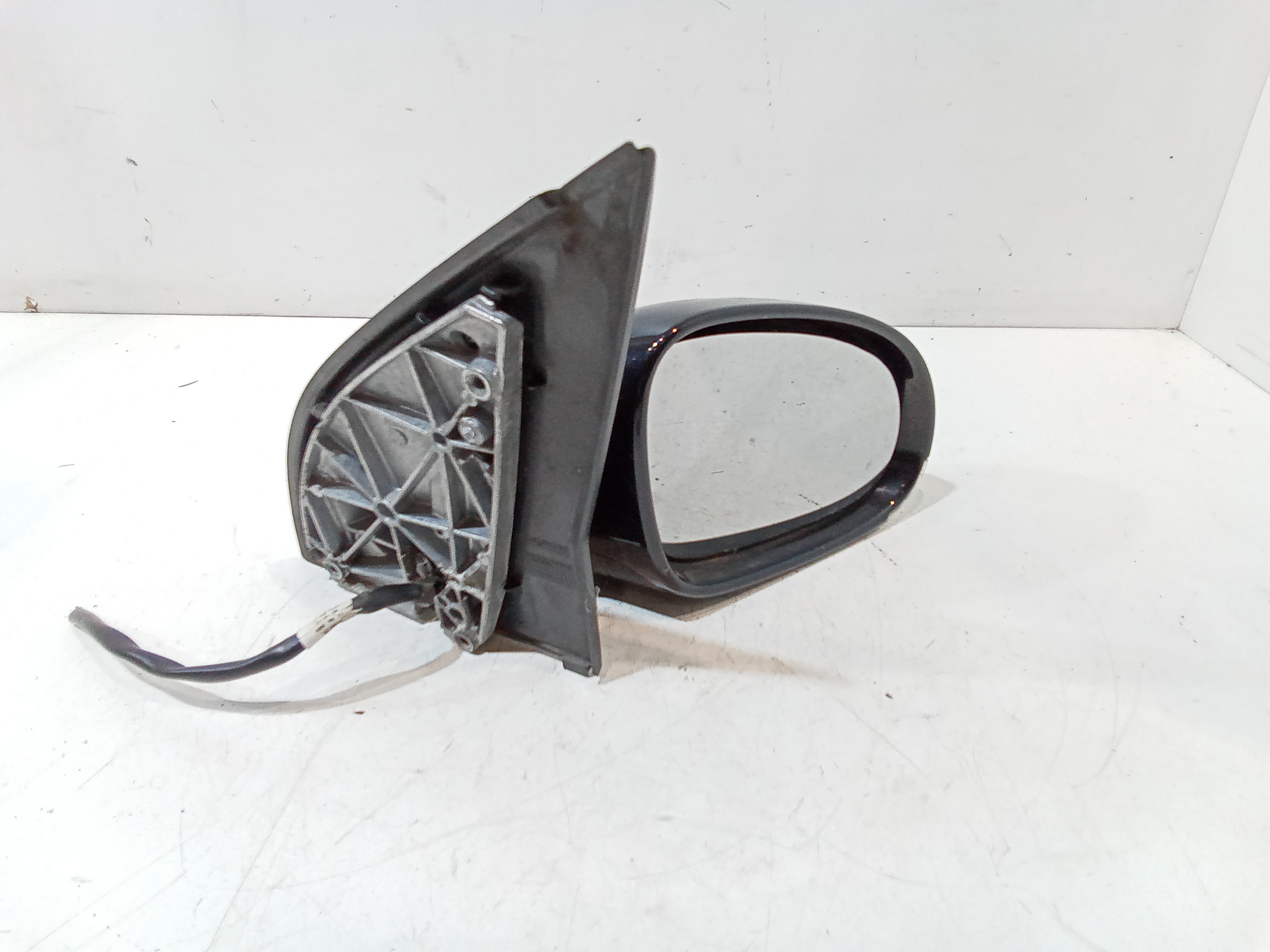 Retrovisore Est. Destro Usato