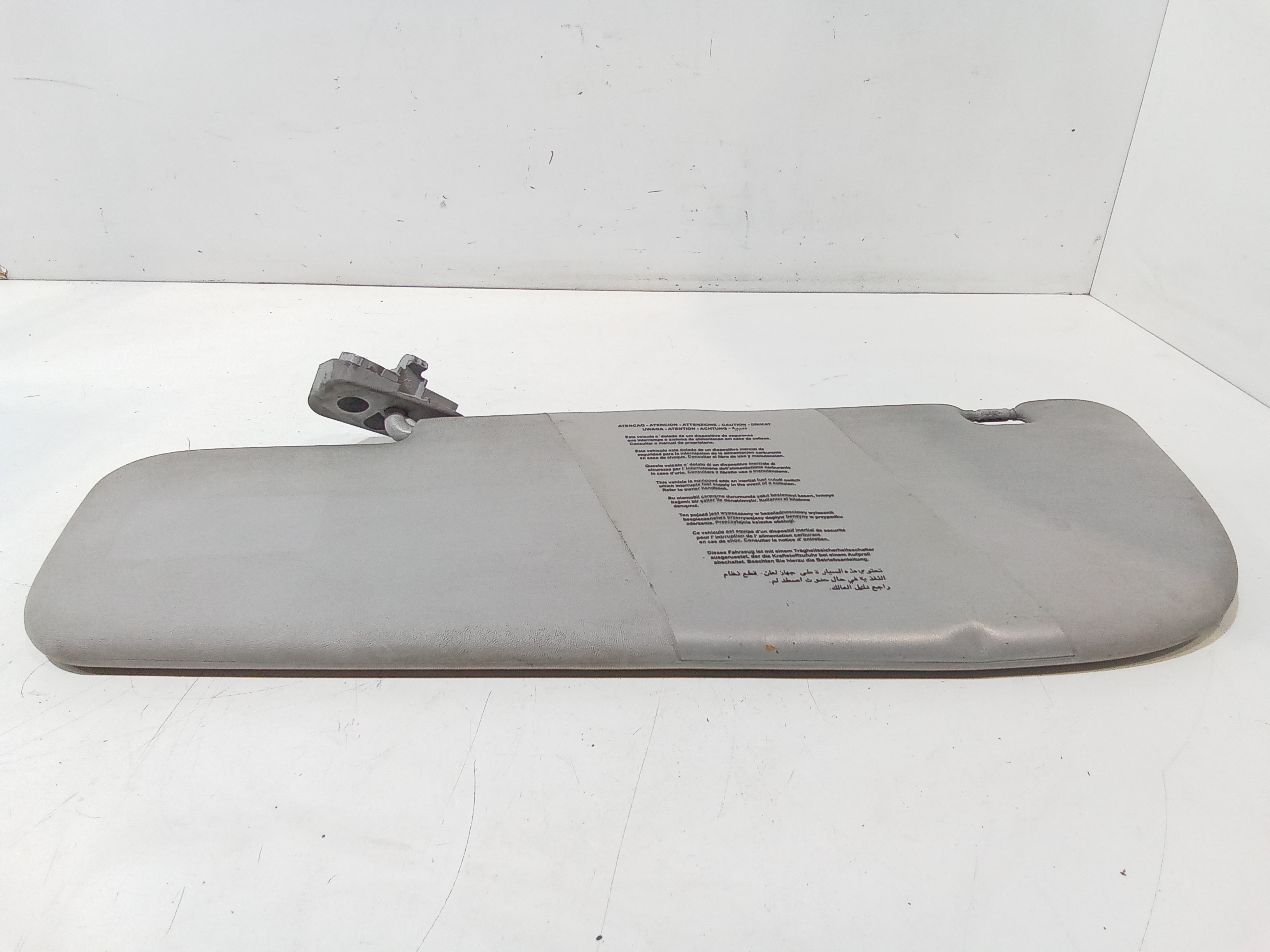 Aletta Parasole Parabrezza Sinistro 735672261 Usato