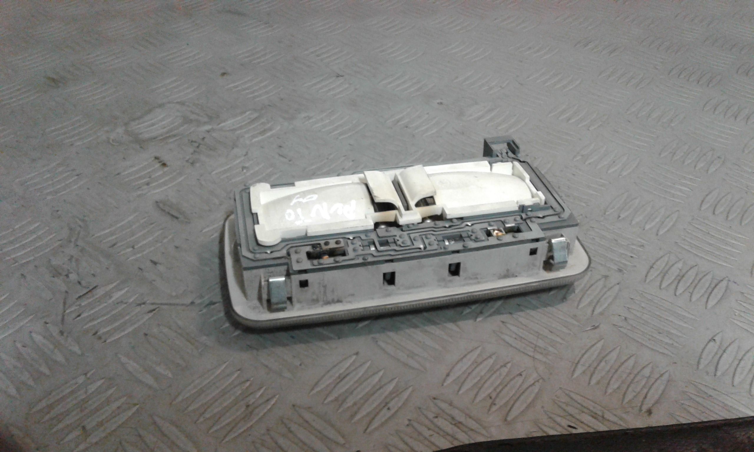 Luce Cortesia Ant. Tetto 735269336 Usato