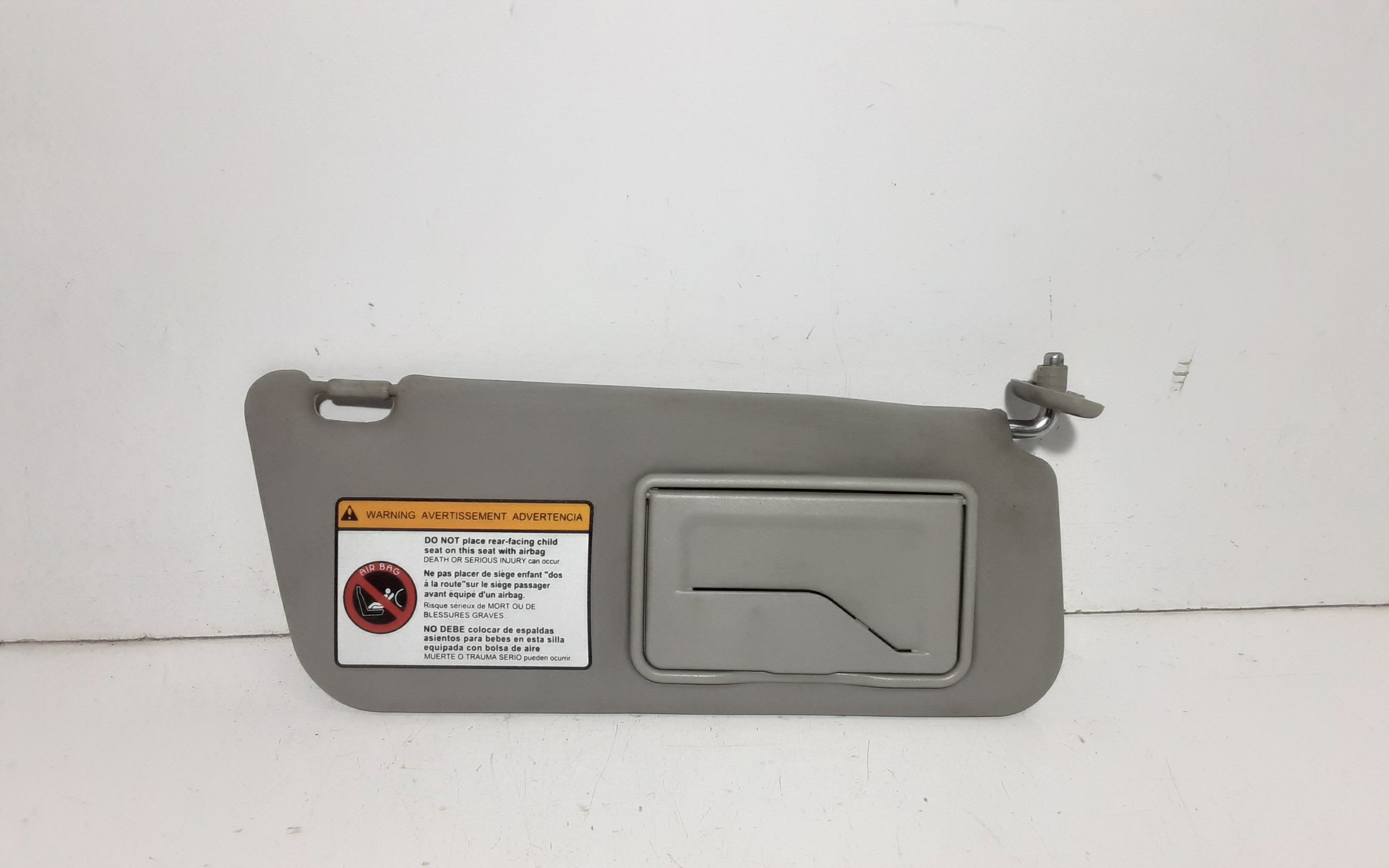 Aletta Parasole Parabrezza Destro 96658514 Usato