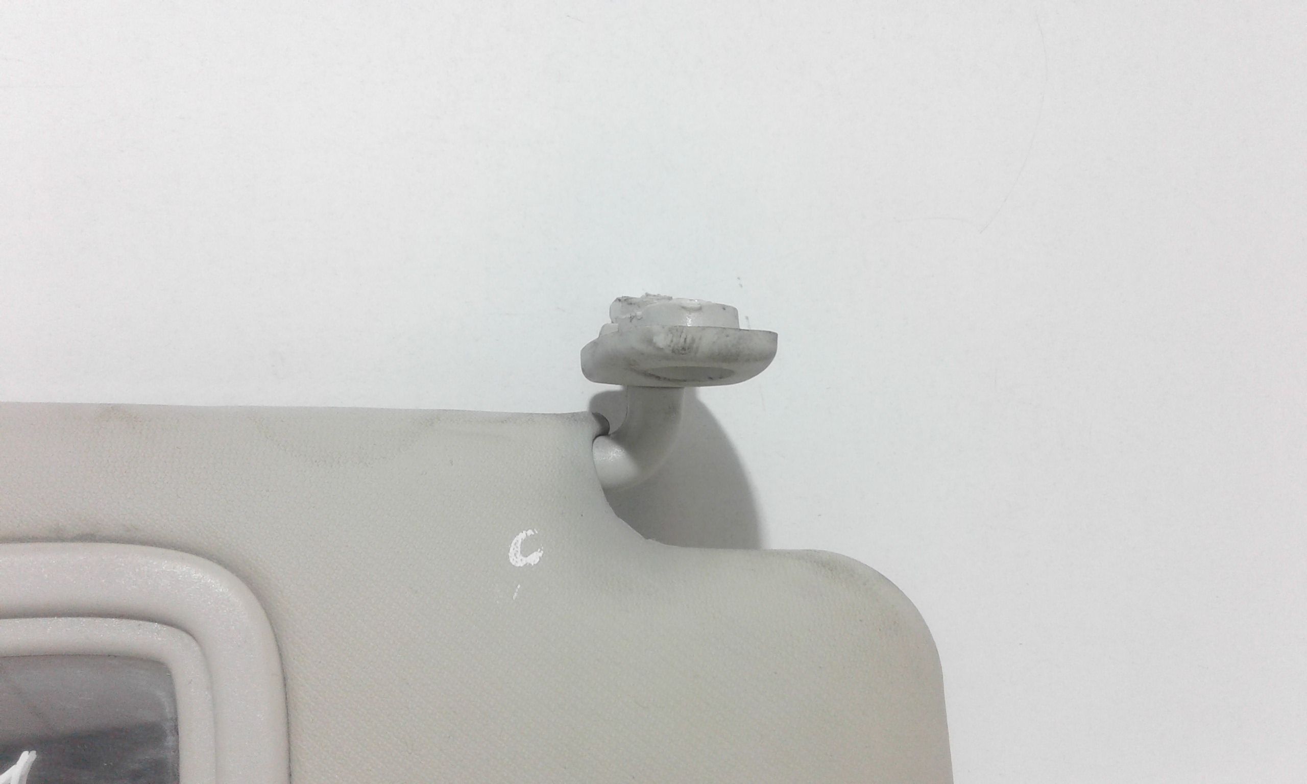 Aletta Parasole Parabrezza Destro 735420448 Usato