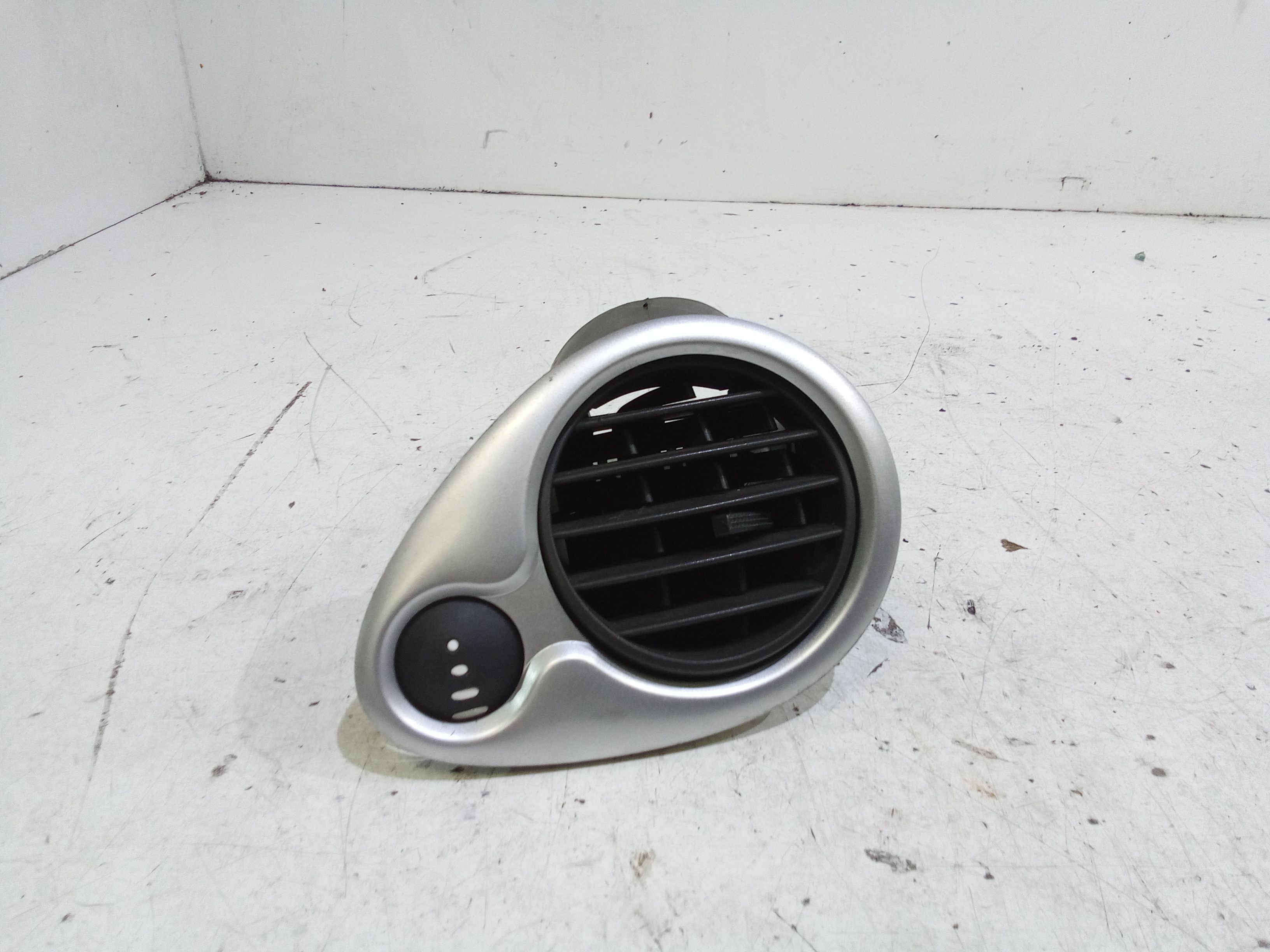 Condotto Aria Bocchette Lat. Cruscotto Destro Usato