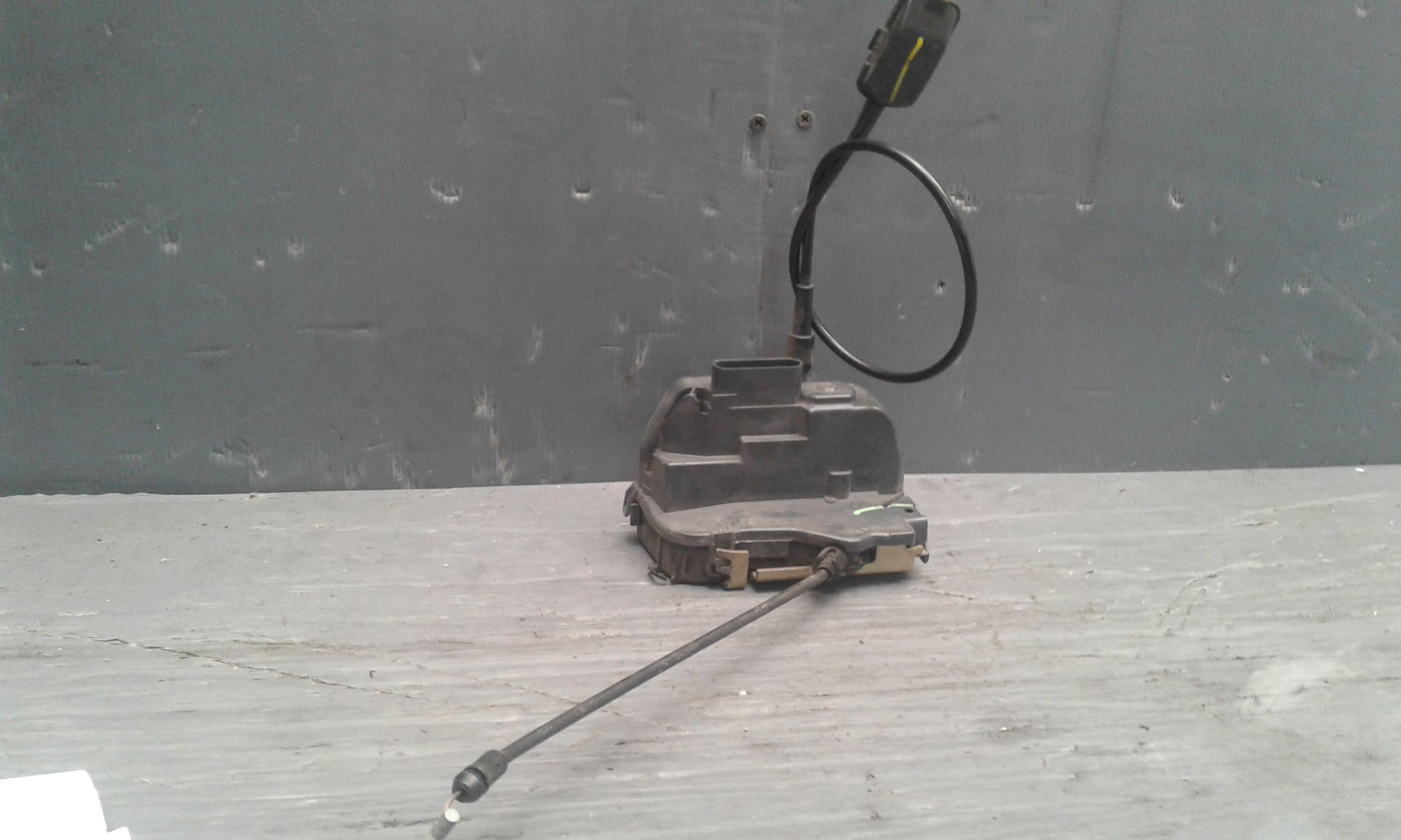 Serratura Porta Post. Sinistro 8200028428 Usato