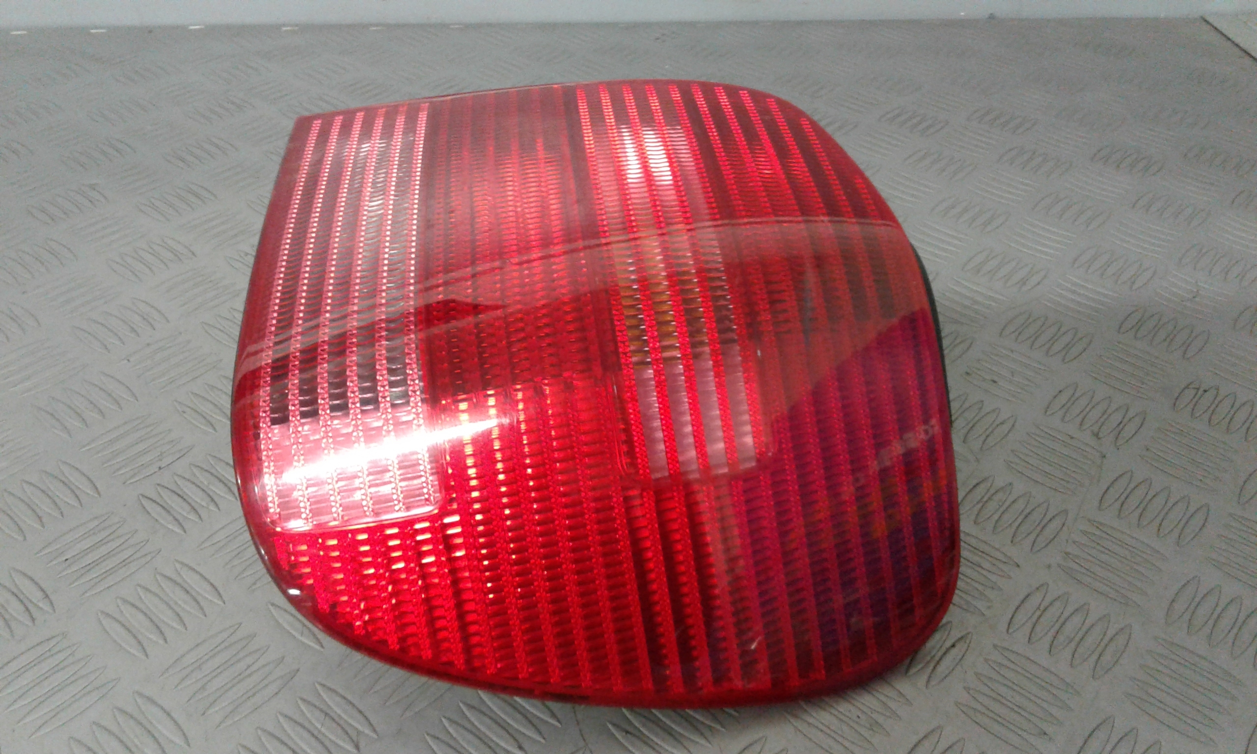 Fanale Post. Destro 6N0945096 Usato