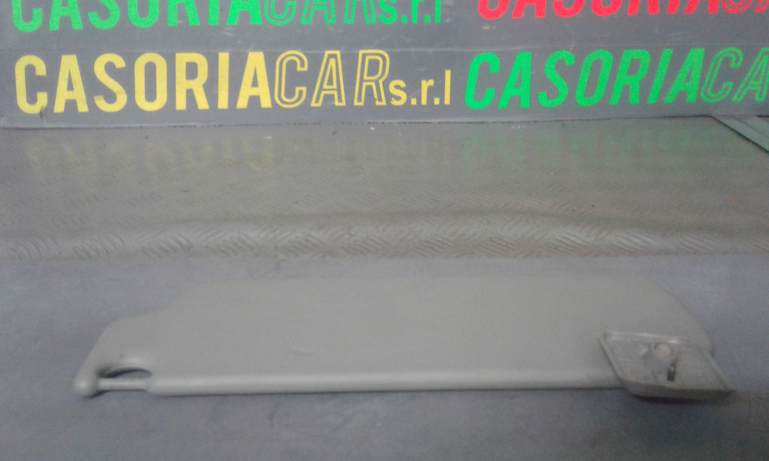 Aletta Parasole Parabrezza Destro 8200190789 Usato