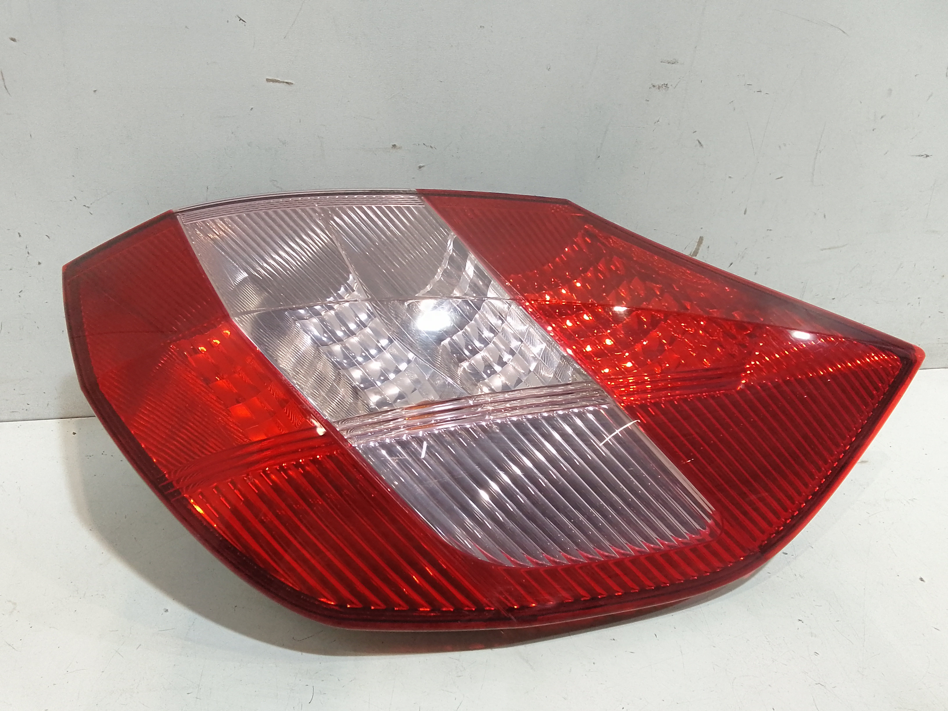 Fanale Post. Destro 8200127702 Usato