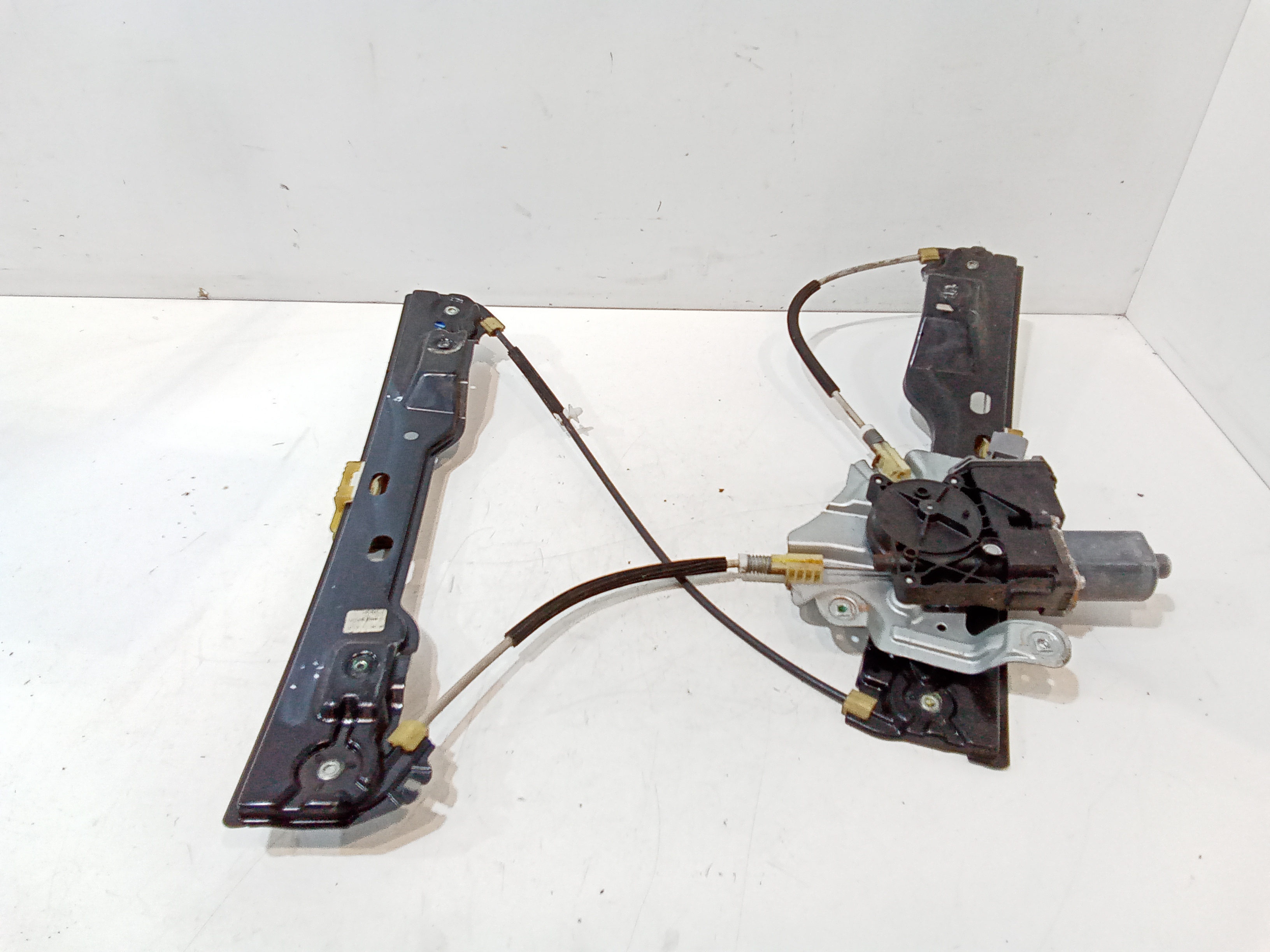 Alzacristallo Porta Ant. Destro Usato