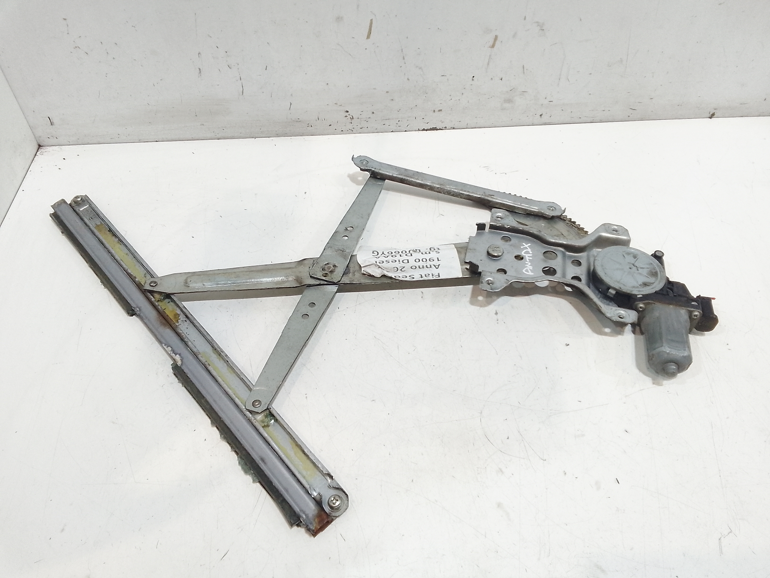 Alzacristallo Porta Ant. Destro 71750974 Usato