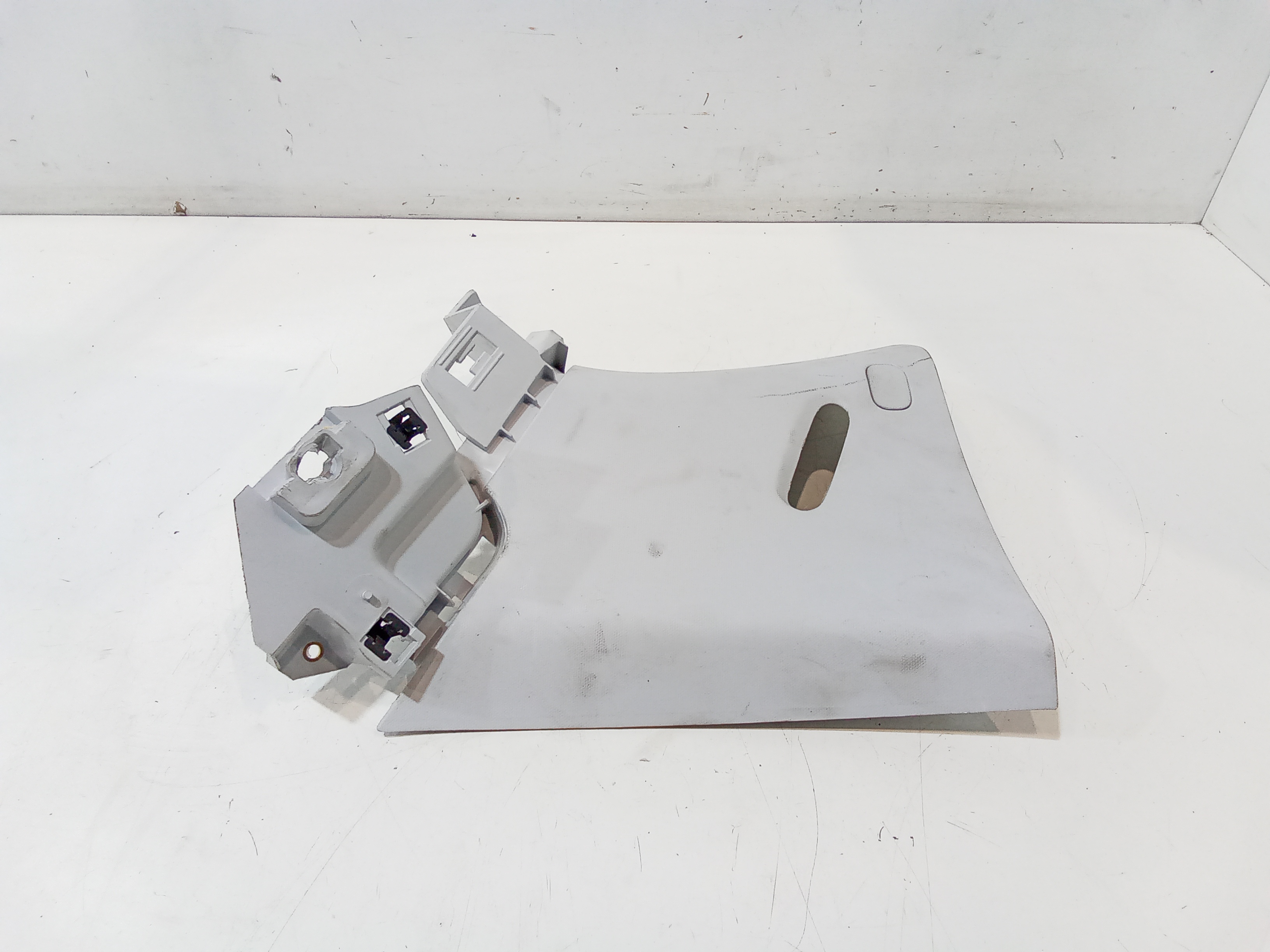 Rivestimento Int. Sup. Montante Centr. Destro (Chiamata Da Banca Dati Grafica) , Rivestimento Int. Sup. Montante Centr. Sinistro (Chiamata Da Banca Dati Grafica) Usato