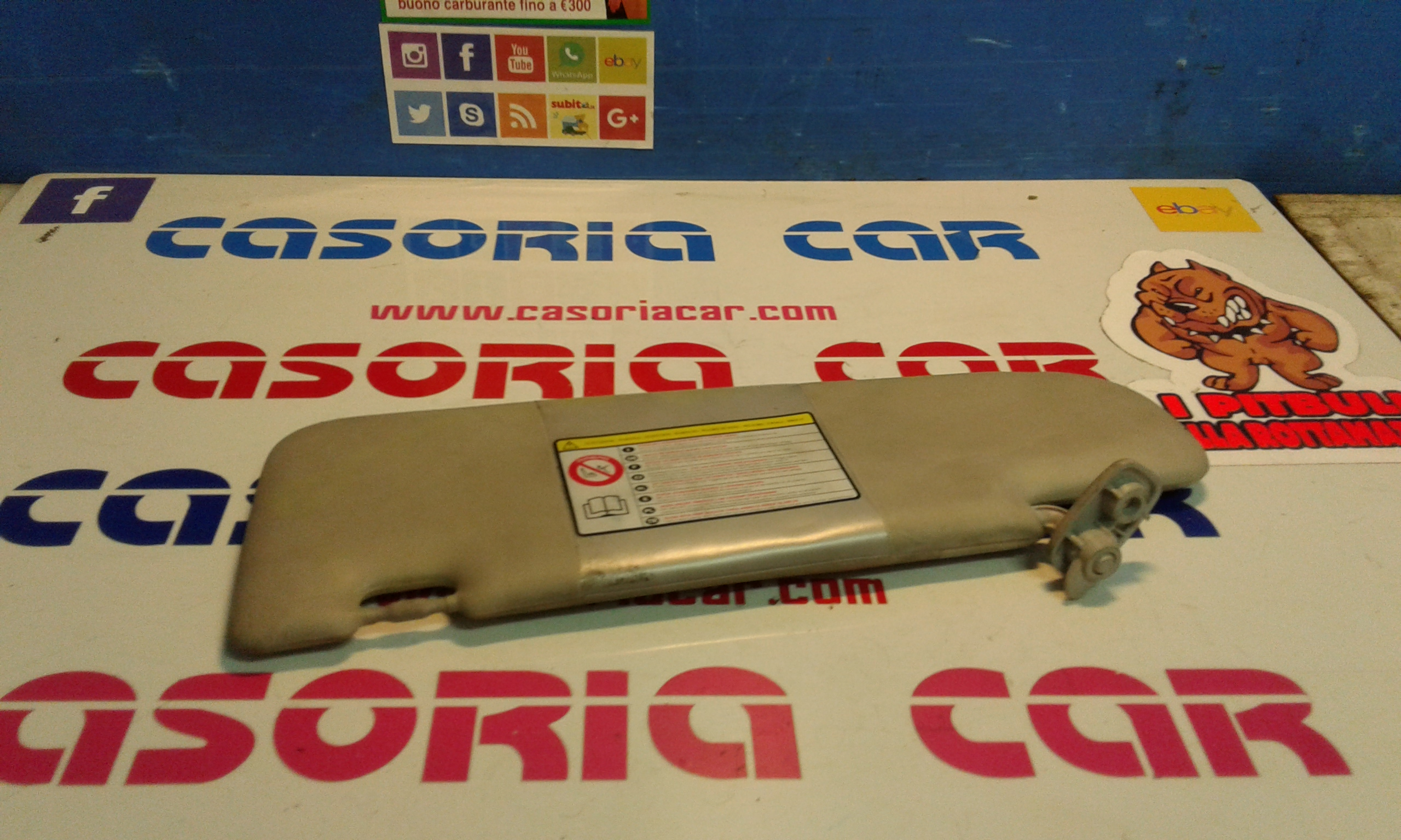 Aletta Parasole Parabrezza Destro 735660554 Usato