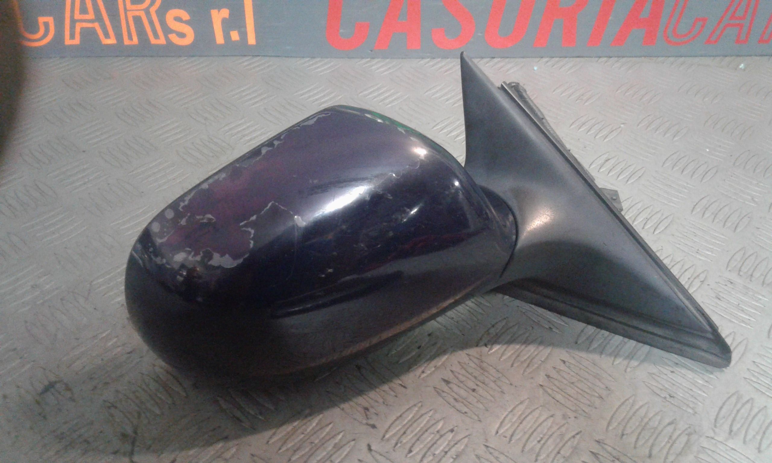 Retrovisore Est. Destro Usato