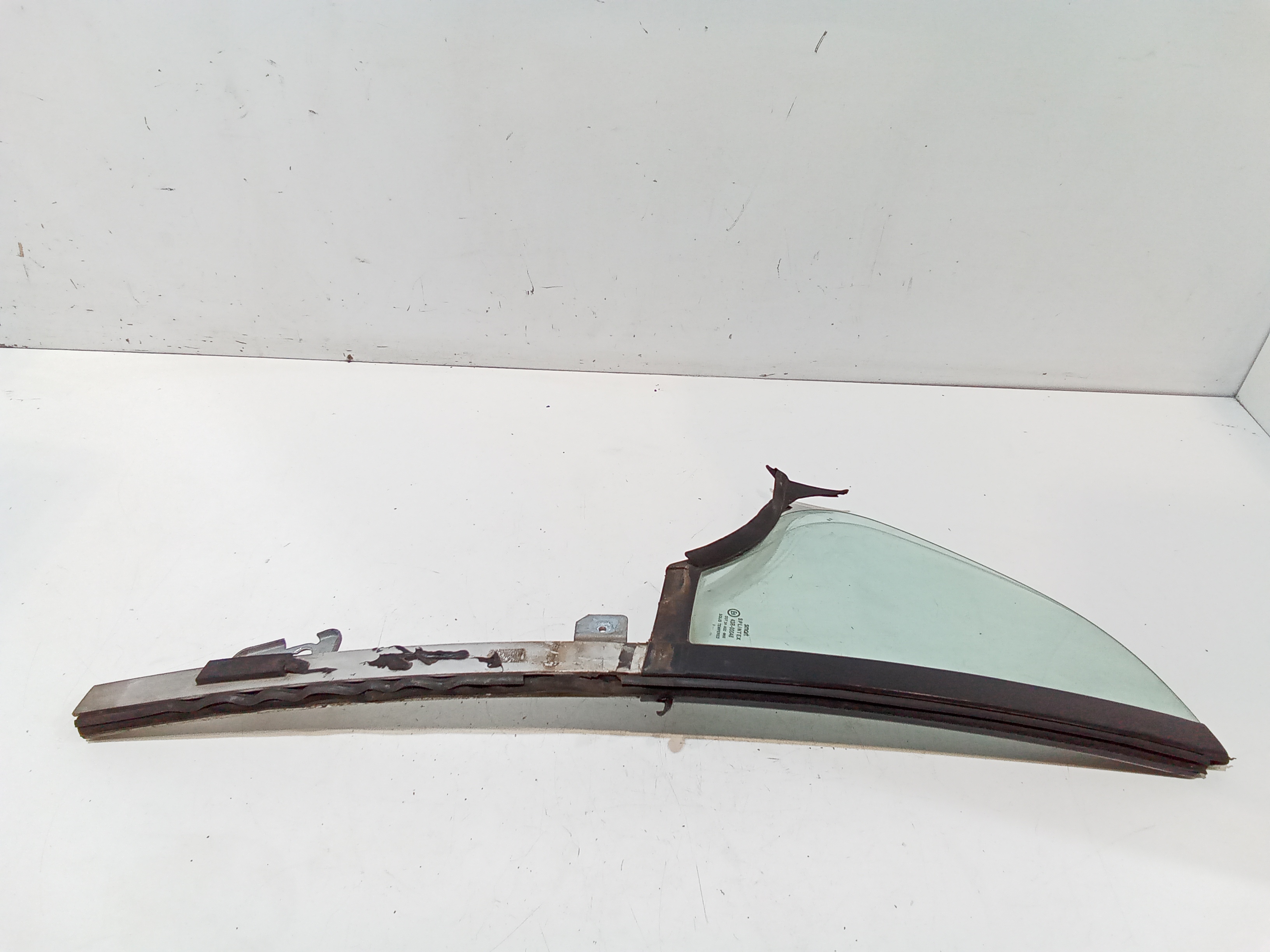 Deflettore Porta Ant. Usato