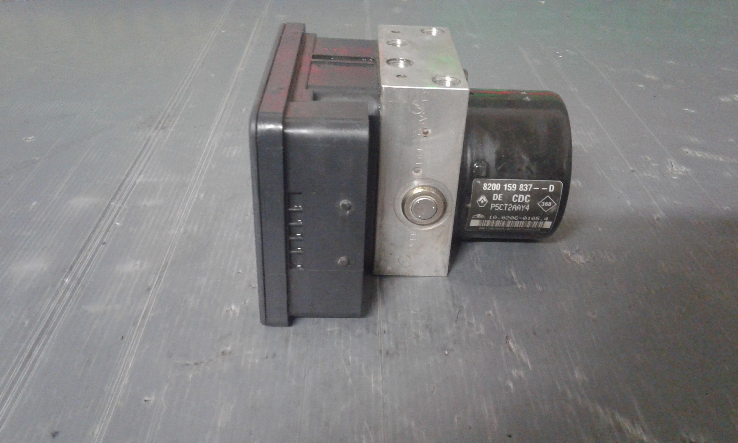 Pompa Abs 7701209842 Usato