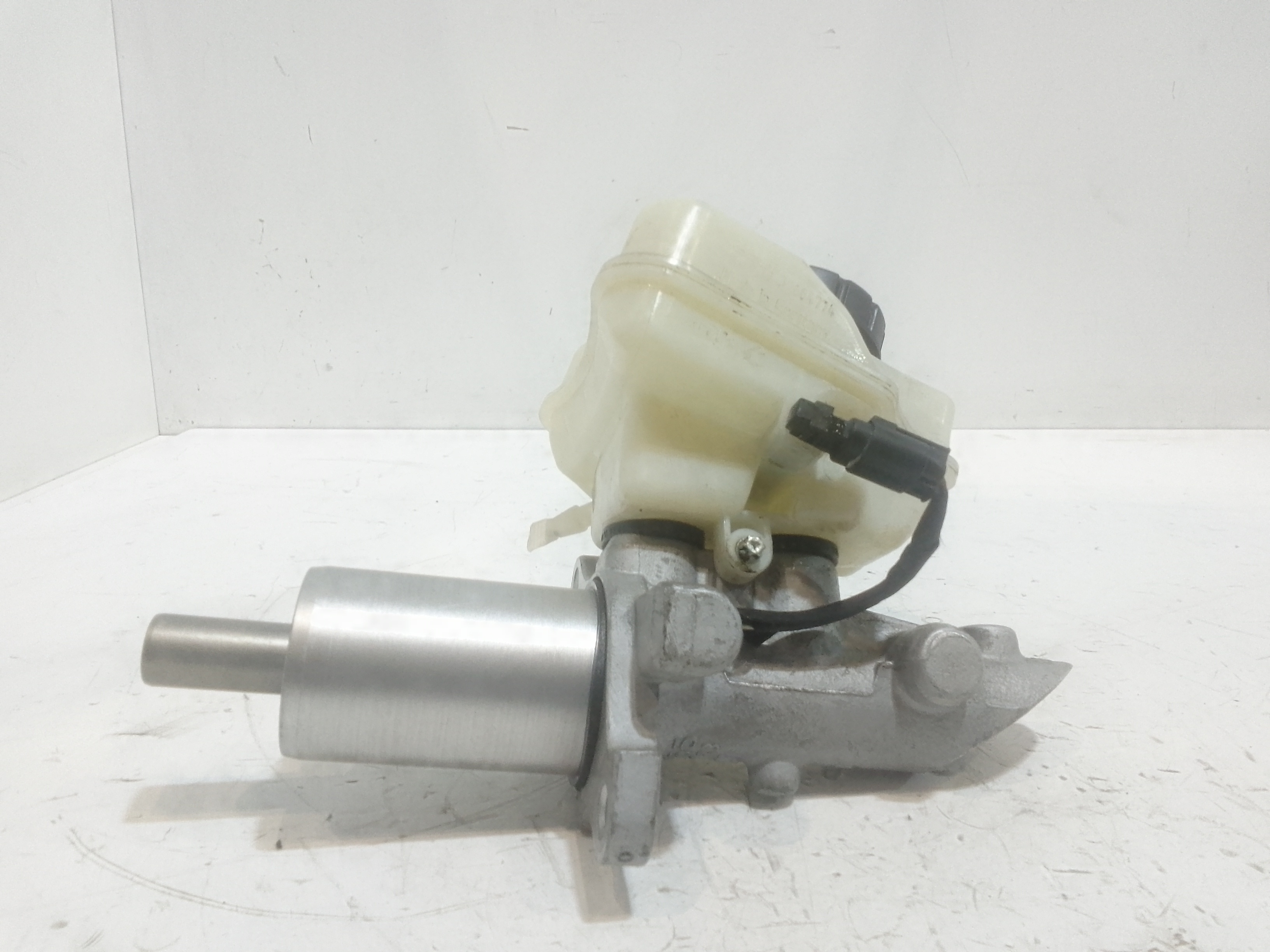 Pompa Comando Freni A0004300712 Usato