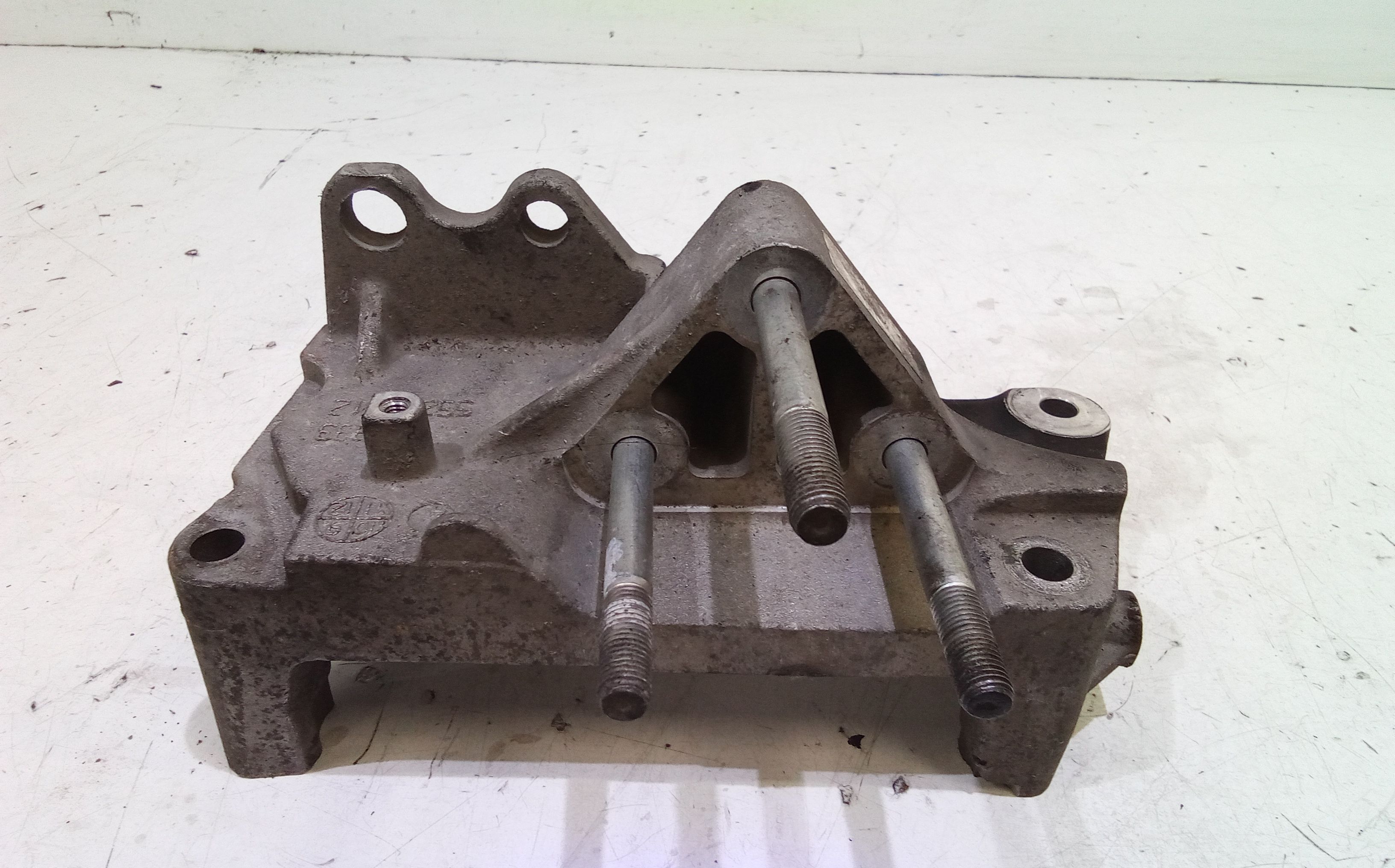 Bielletta Supporto Cambio 51805434 Usato