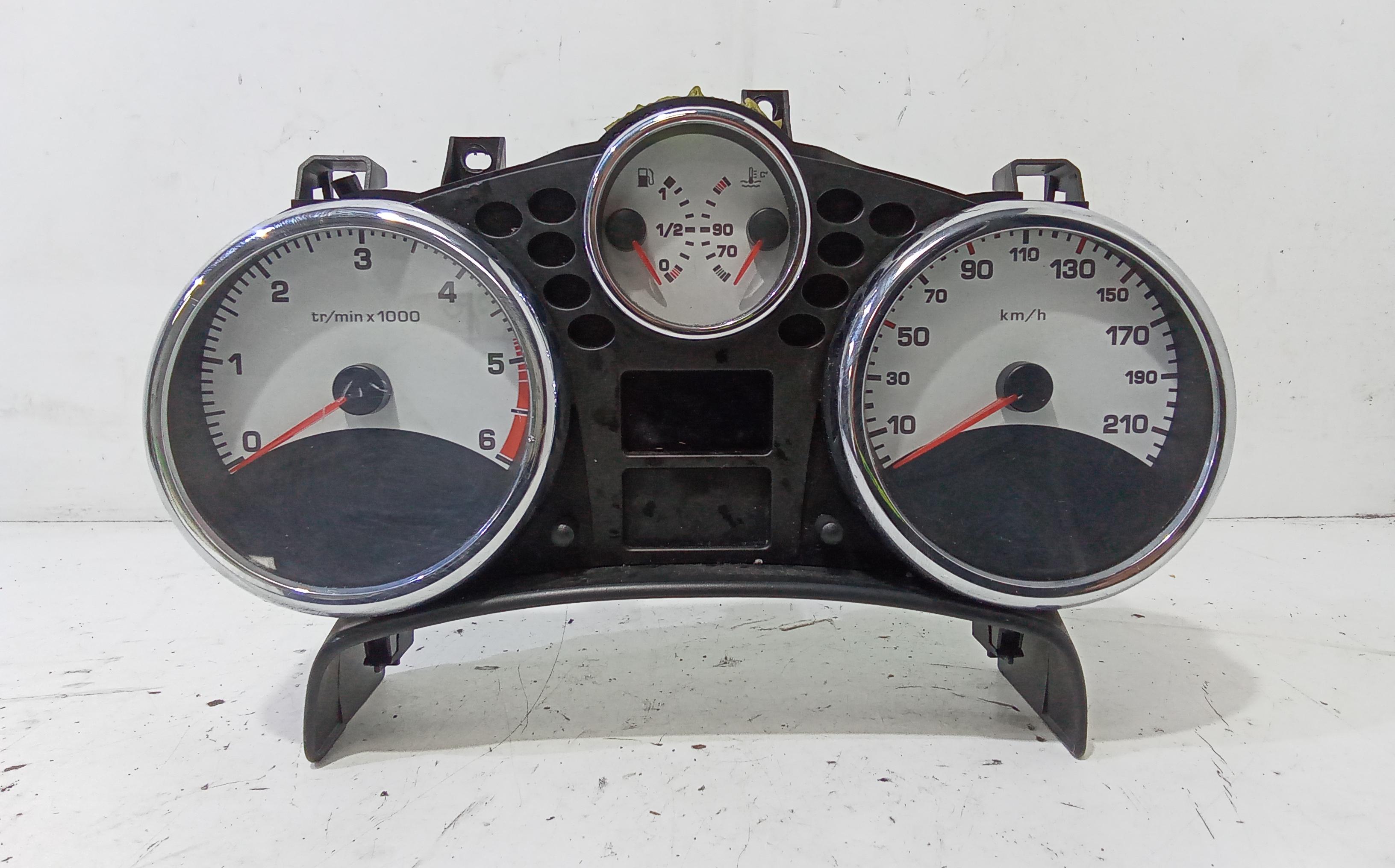 Quadro Portastrumenti Usato