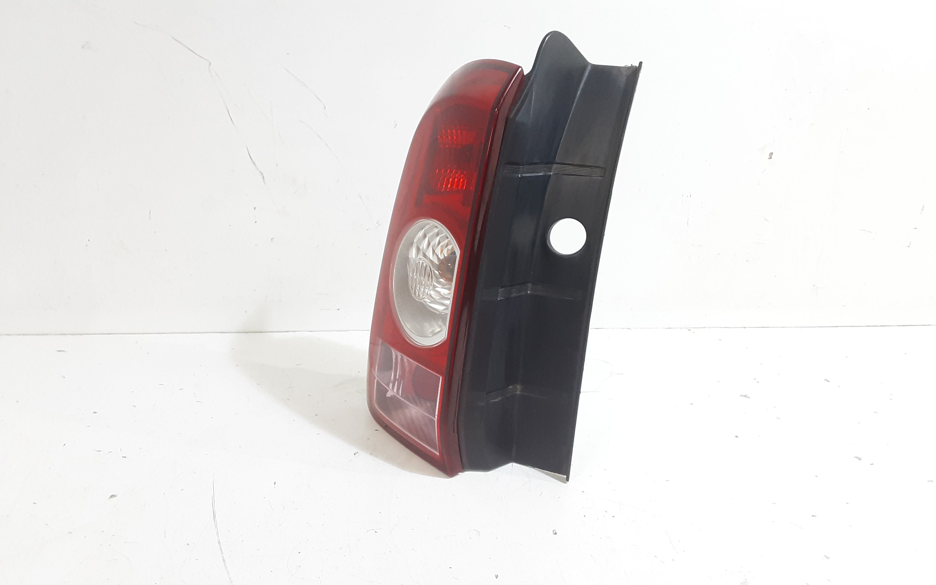 Fanale Post. Sinistro 265550035R Usato