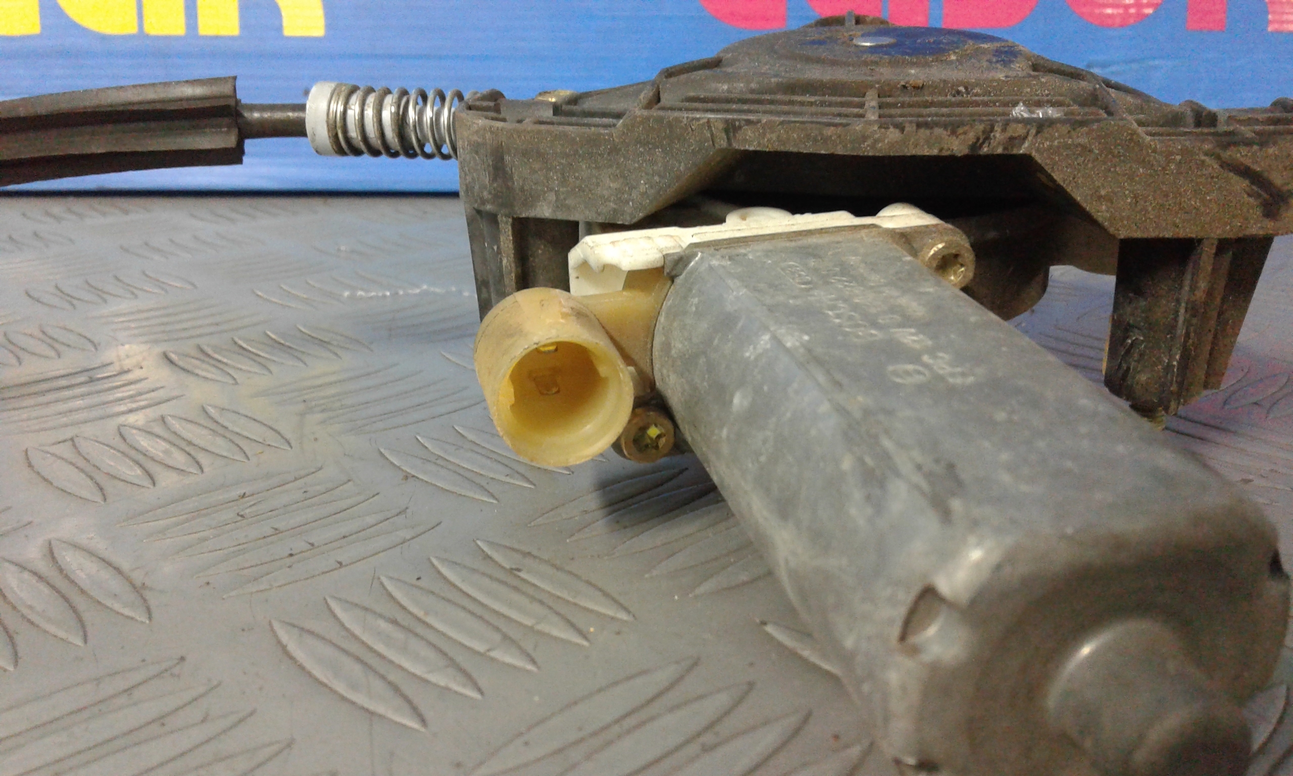 Alzacristallo Porta Ant. Destro 7700842238 Usato