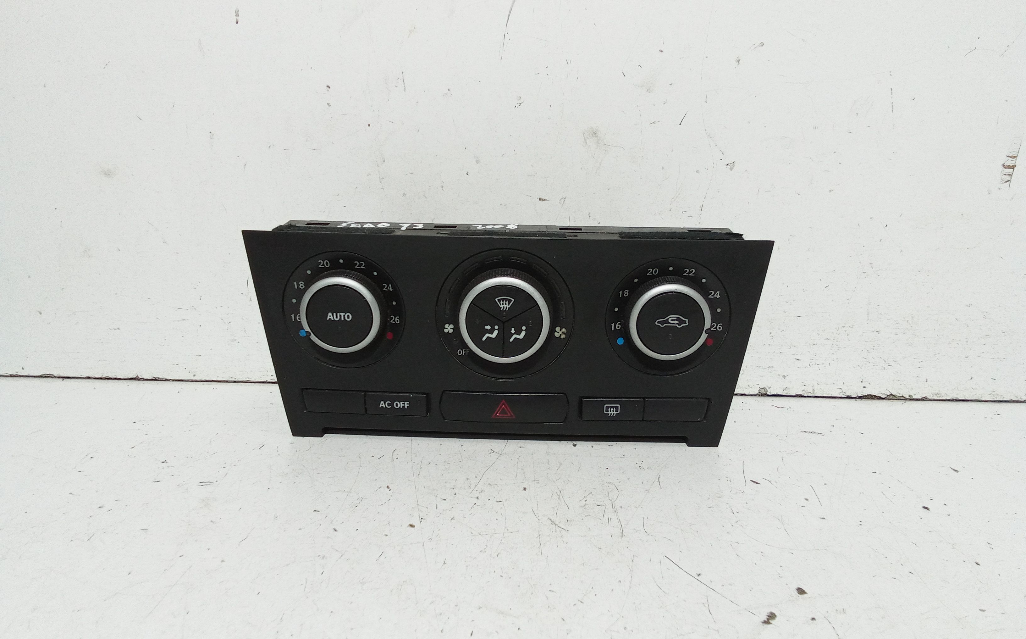 Blocco Comando Climatizzazione 12767390 Usato