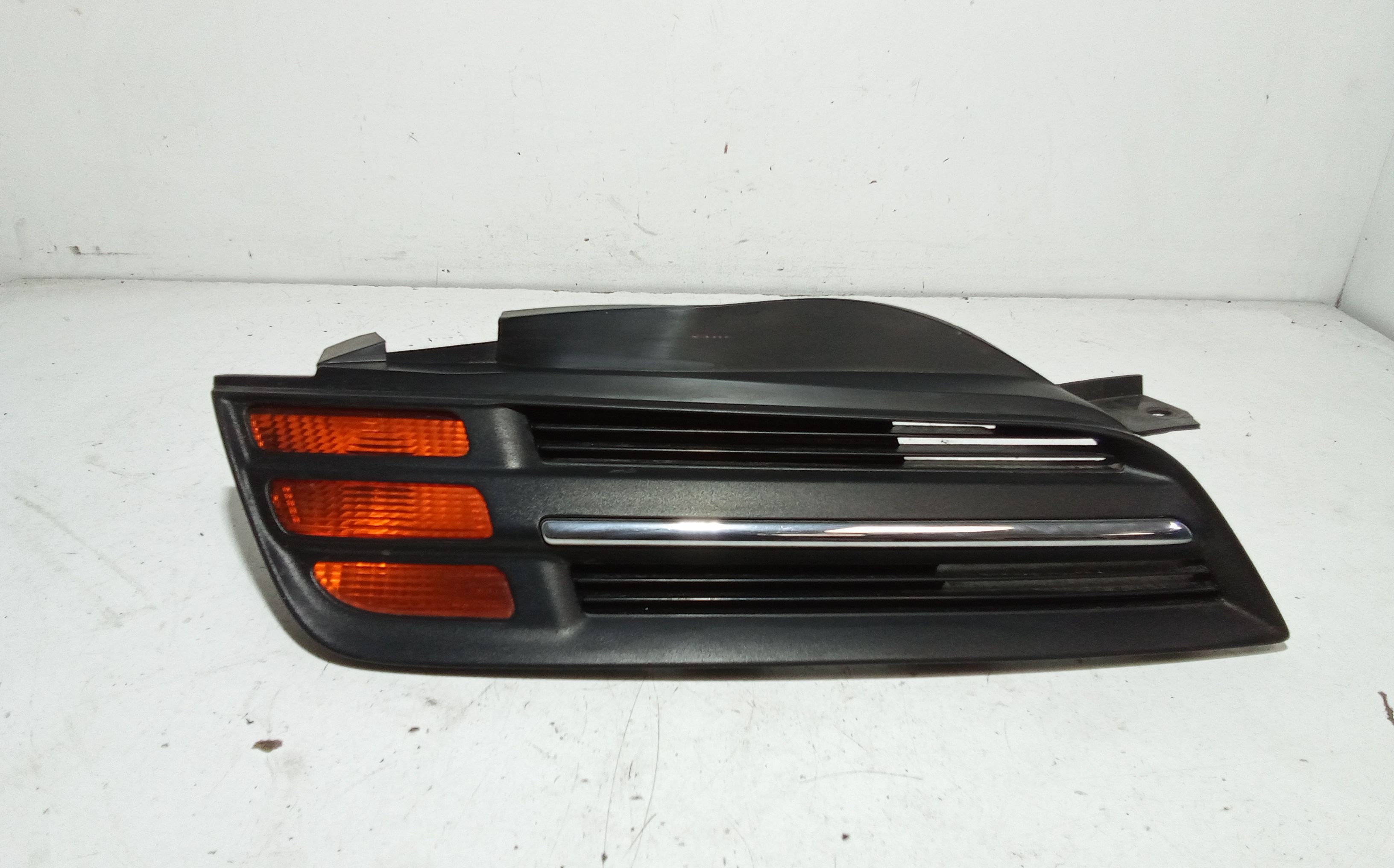 Griglia Paraurti Ant. 62254BC600 Usato