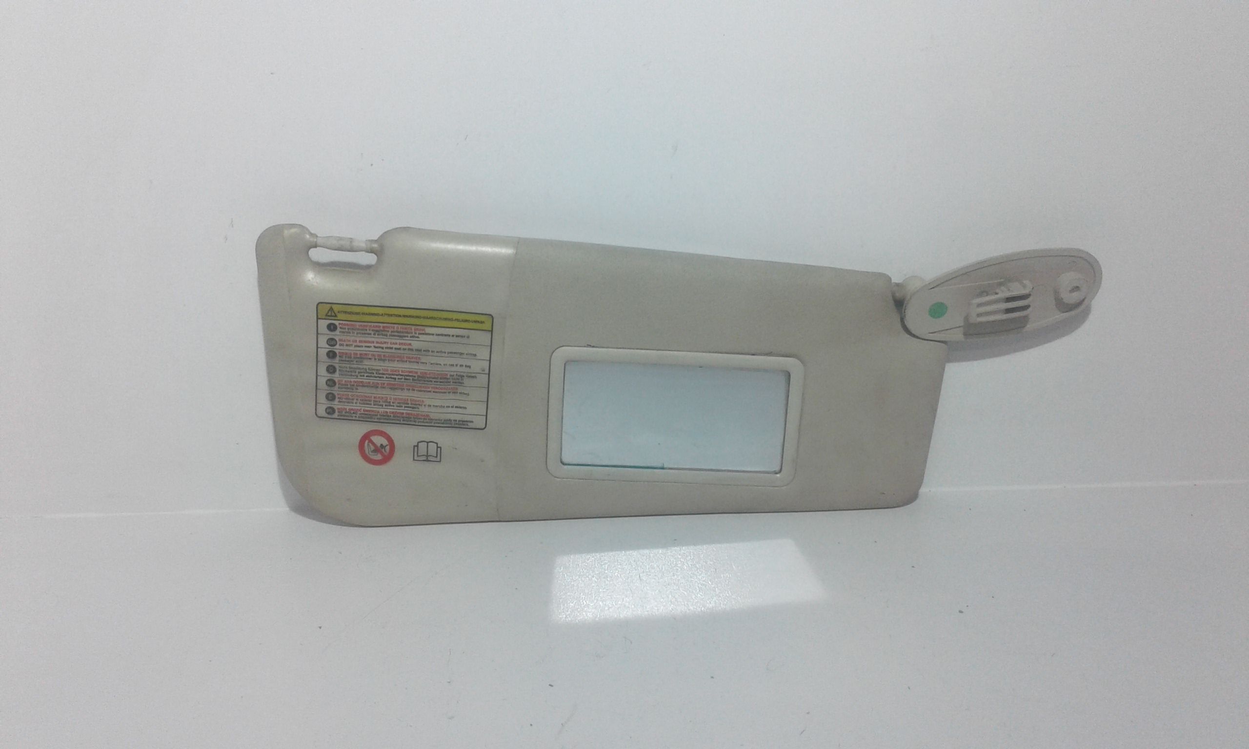 Aletta Parasole Parabrezza Destro 735367821 Usato